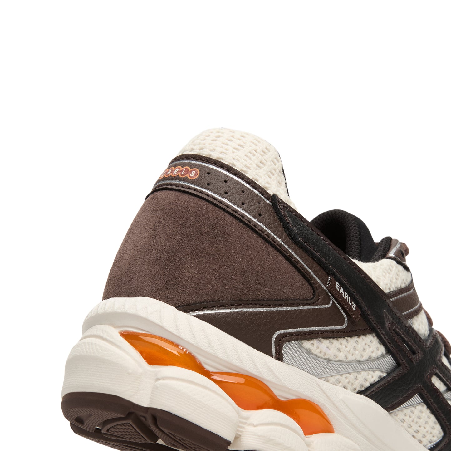 Asics Gel-Cumulus 16 (Coconut Milk/Black)