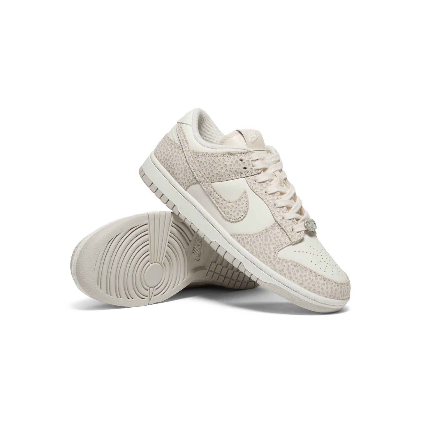 Nike Womens Dunk Low PRM (Phantom/Photon Dust/Light Smoke Grey)