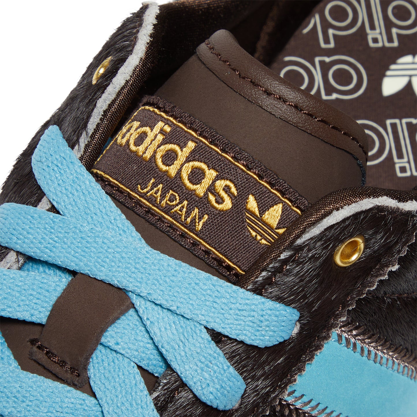 adidas Womens Japan (Dark Brown/Preloved Blue/Trace Brown)
