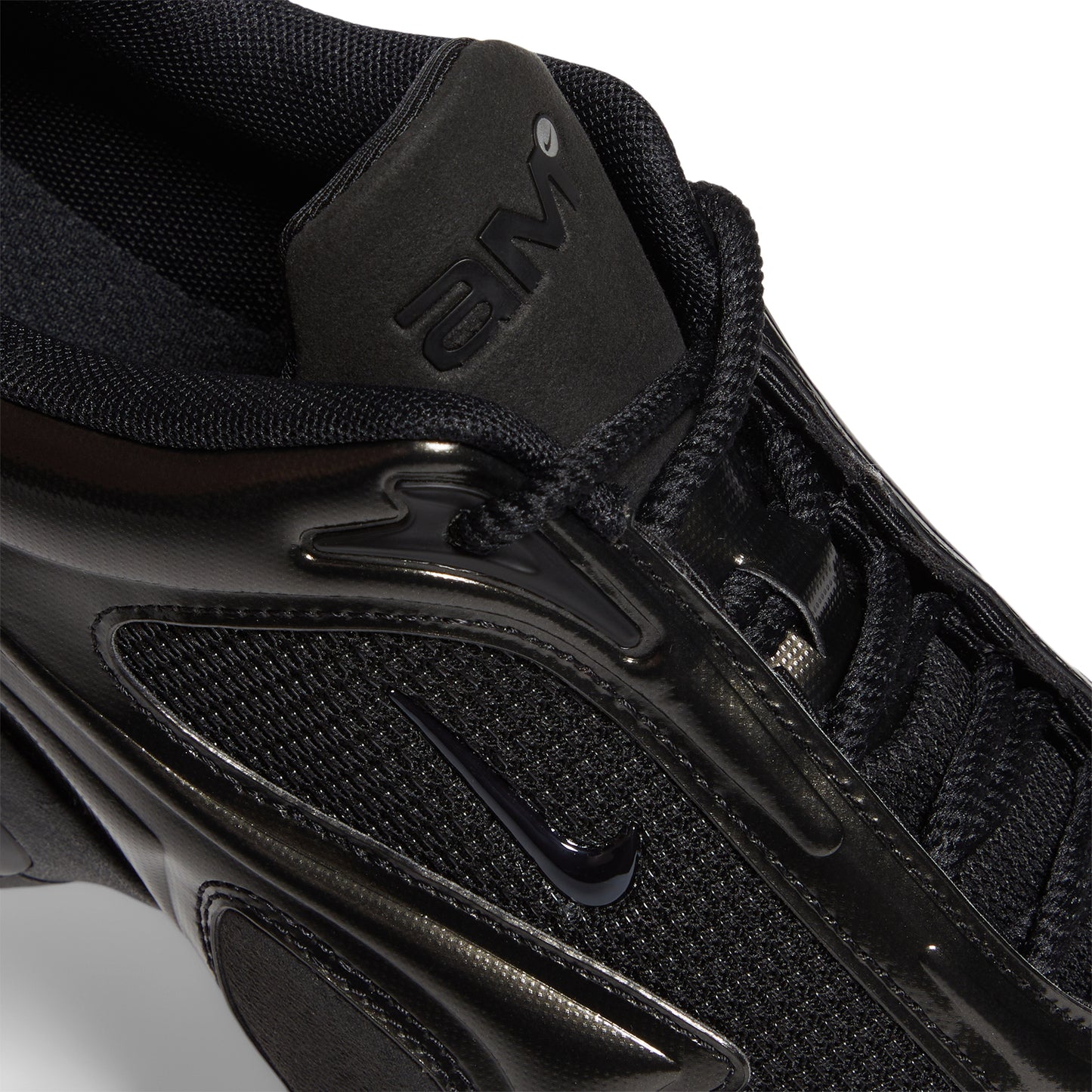 Nike Womens Air Max Muse (Black/Metallic Silver)