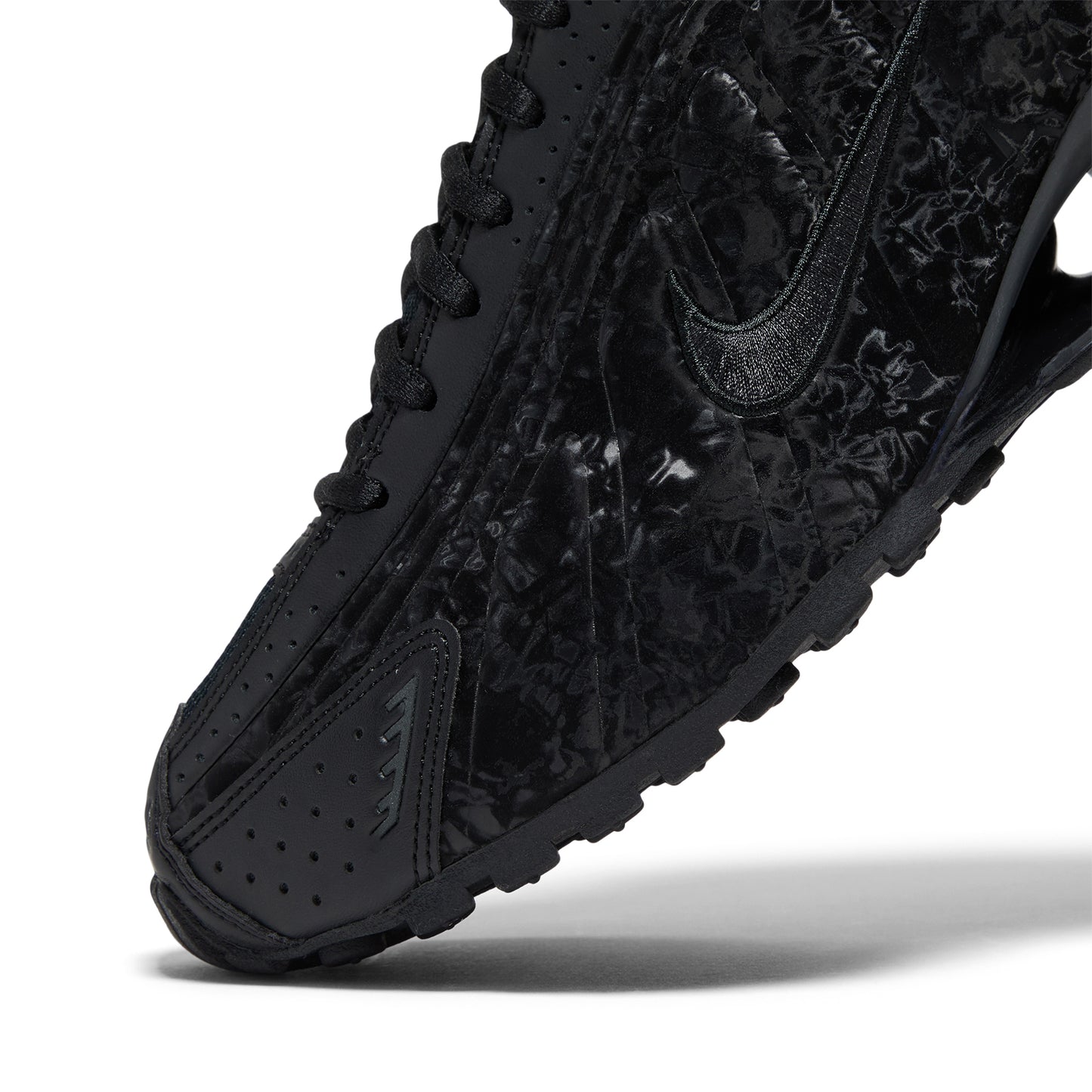 Nike Womens Shox R4 (Black/Dark Smoke Grey)