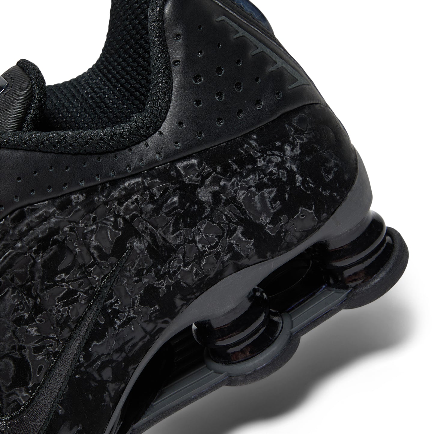 Nike Womens Shox R4 (Black/Dark Smoke Grey)