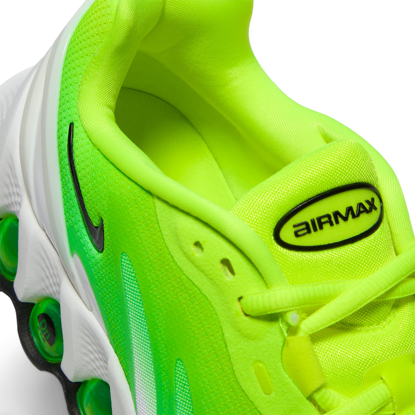 Nike Womens Air Max DN8 (Volt/Black/Green Strike/Summit White)