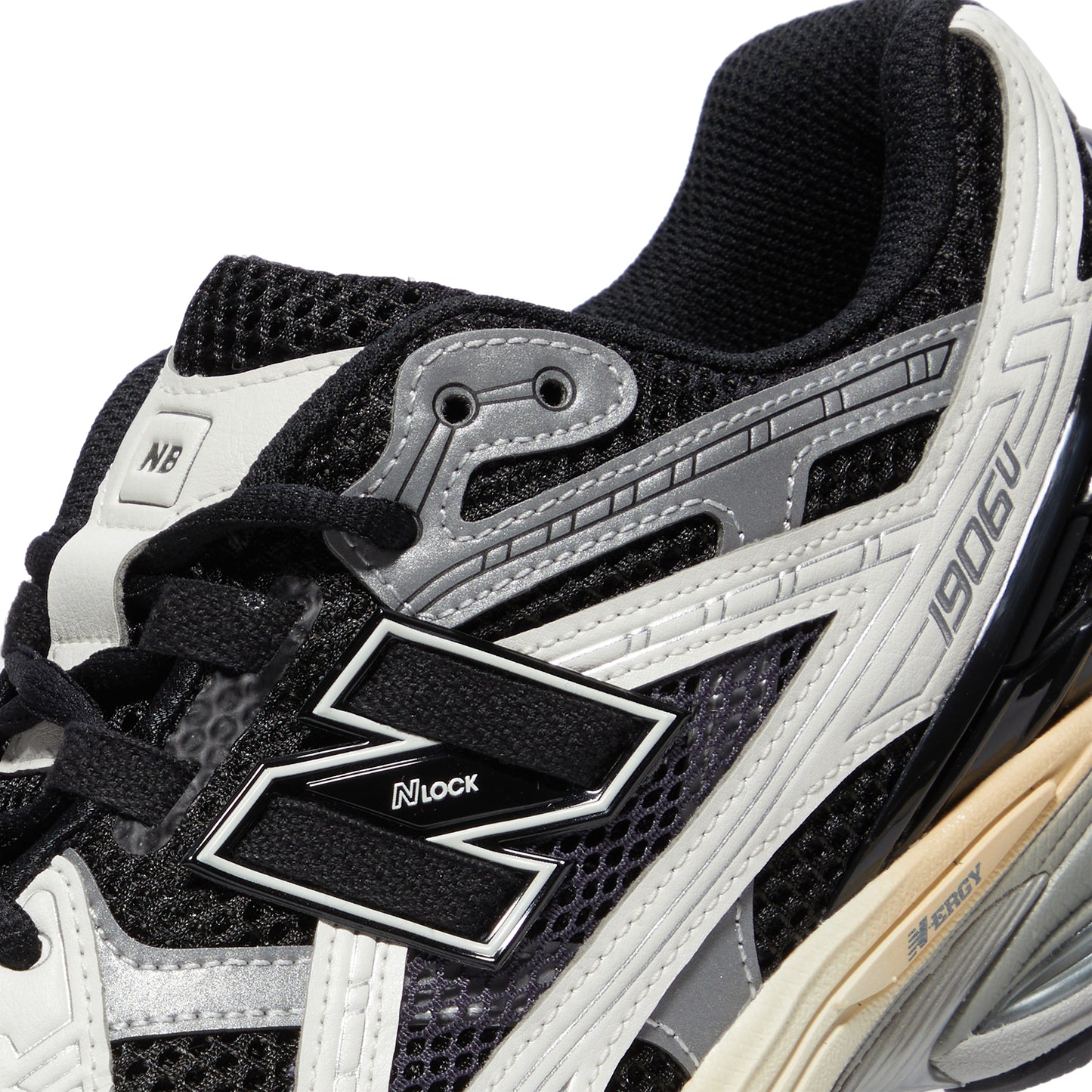 New Balance 1906R (Black)