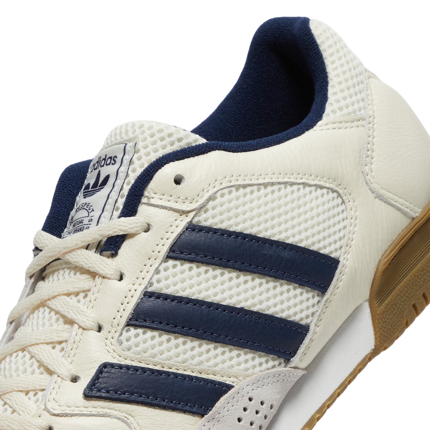 adidas Fechten Indoor Consortium (Off White/Collegiate Navy/Crystal White)