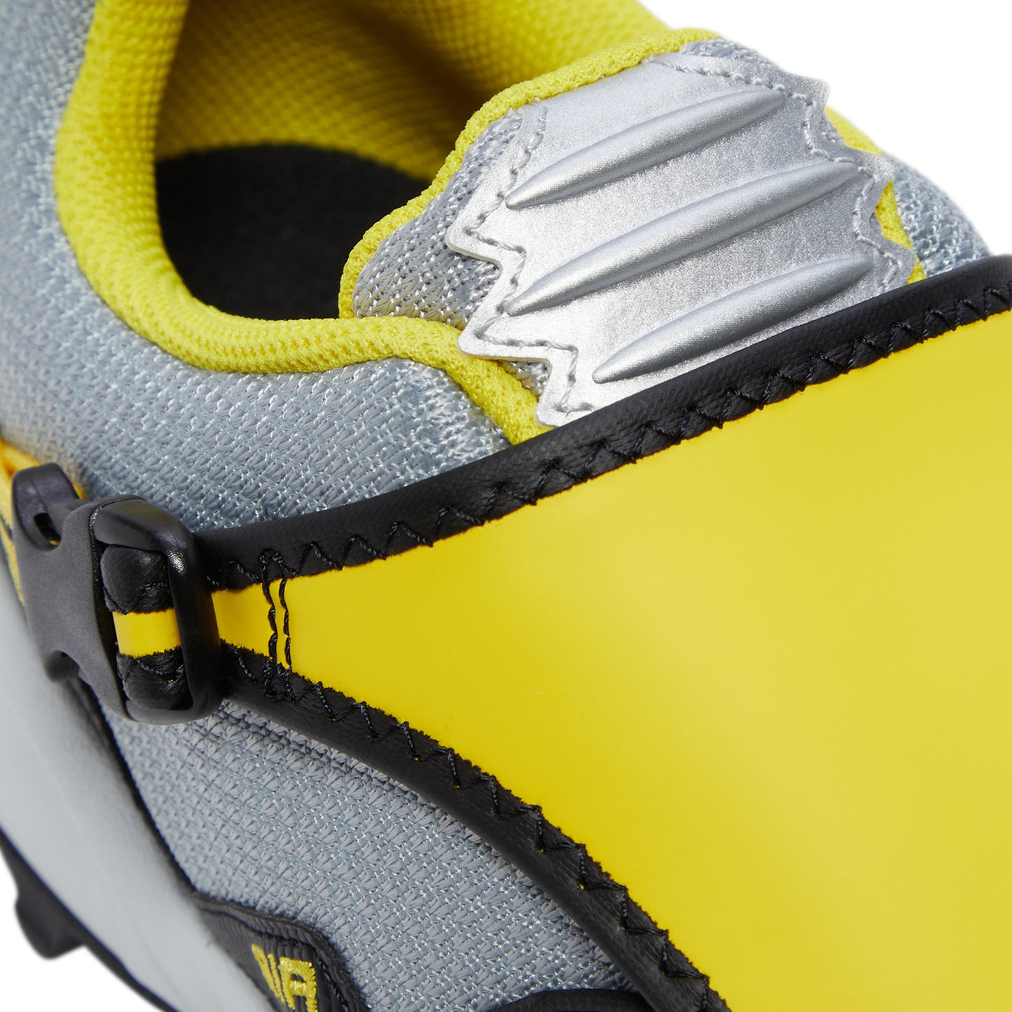 Nike ACG Phassad (Black/Yellow Zest/Metallic Silver)