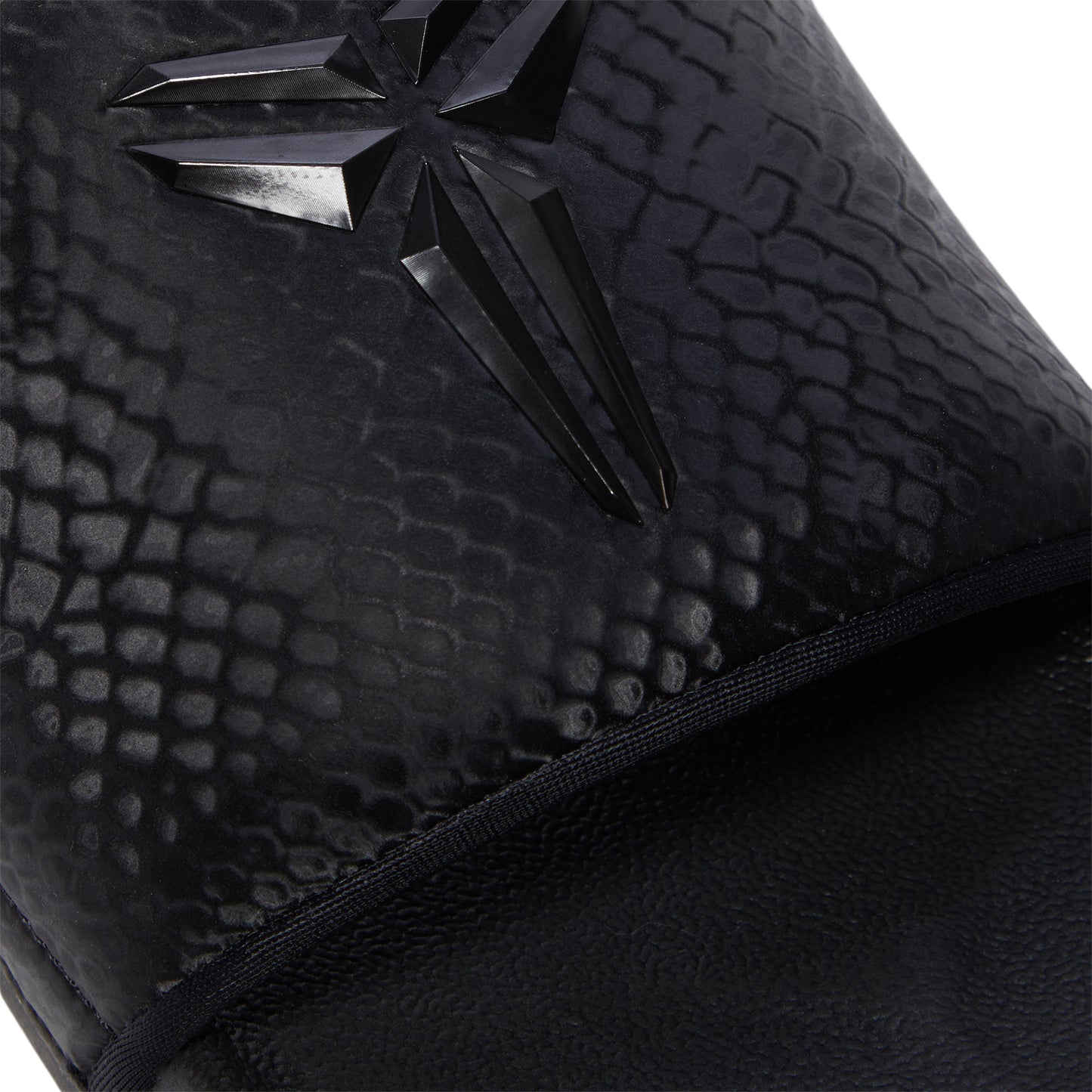 Nike Kobe Off Court Slide (Black)