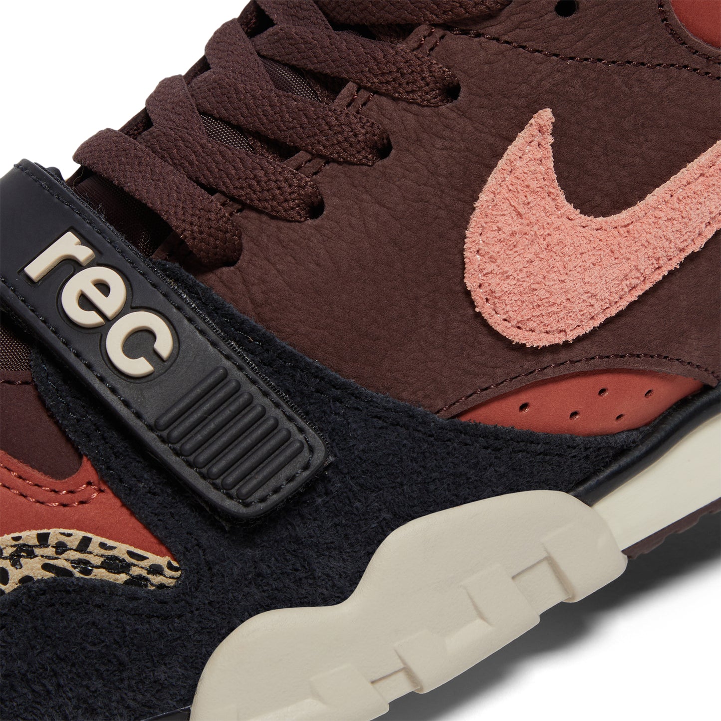 Nike SB x Arts-Rec Air Trainer 1 (Limestone/Pink Quartz/Earth/Dusty Peach)