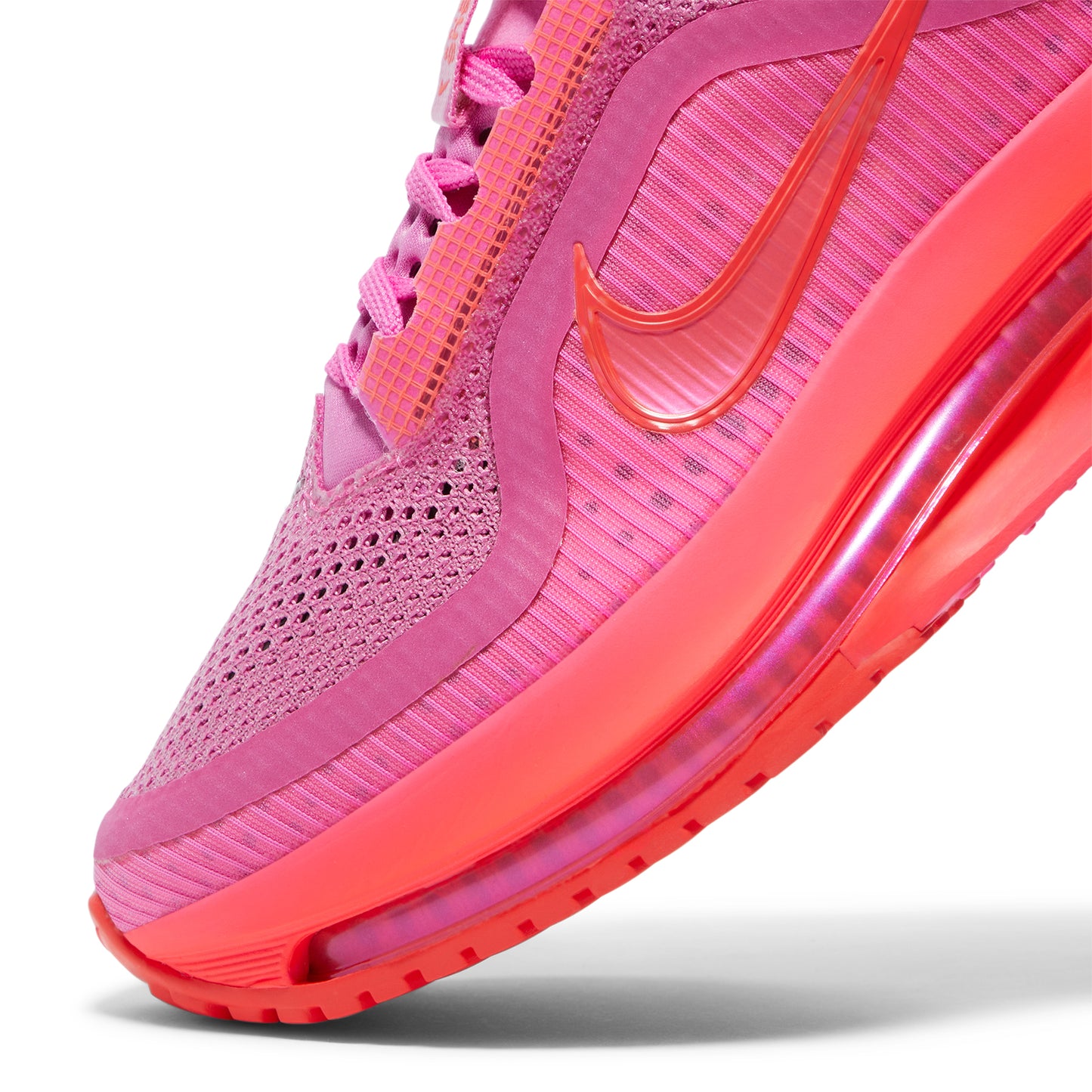Nike Womens Pegasus Premium (Playful Pink/Bright Crimson/Hyper Pink)