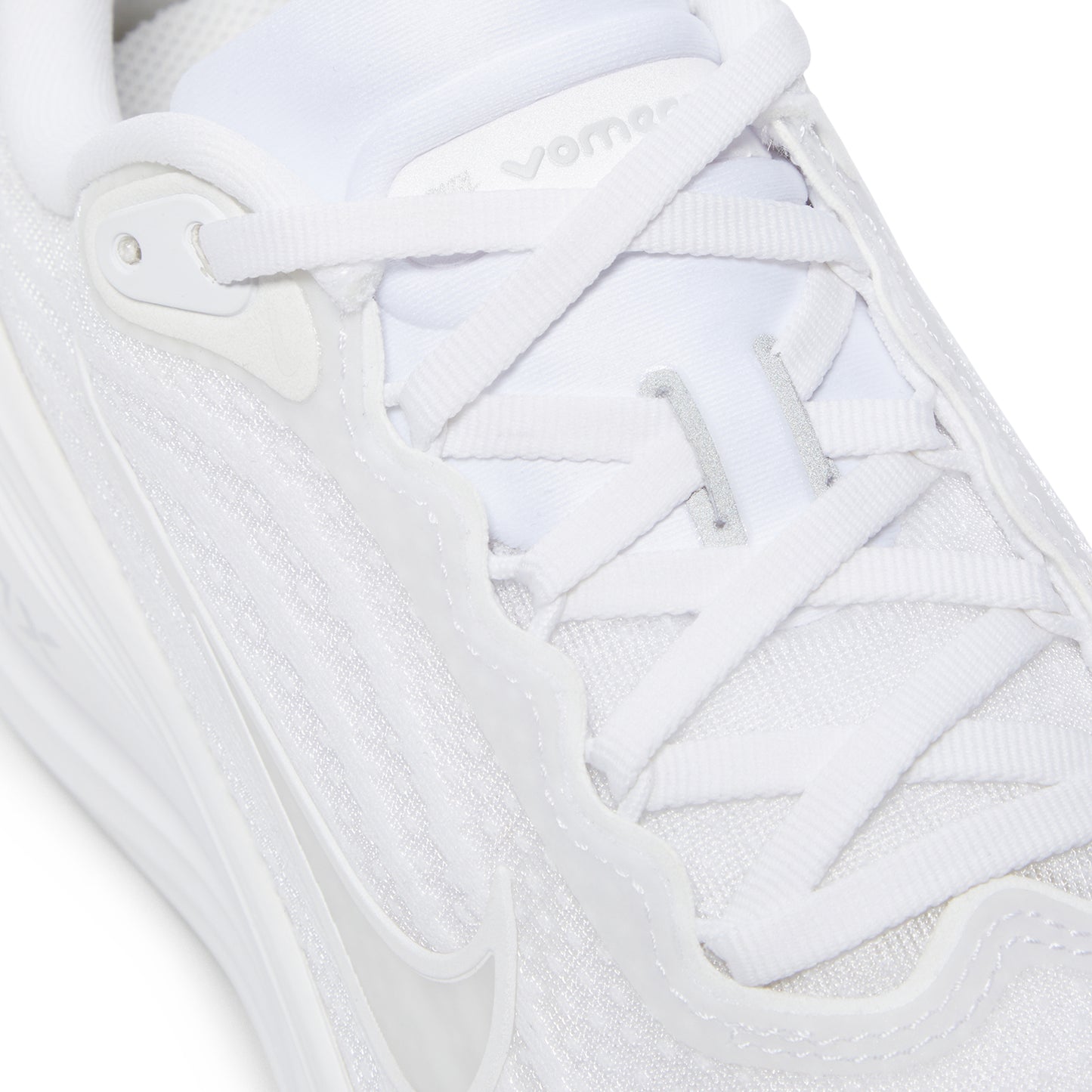 Nike Womens Vomero Plus (White/Photon Dust)