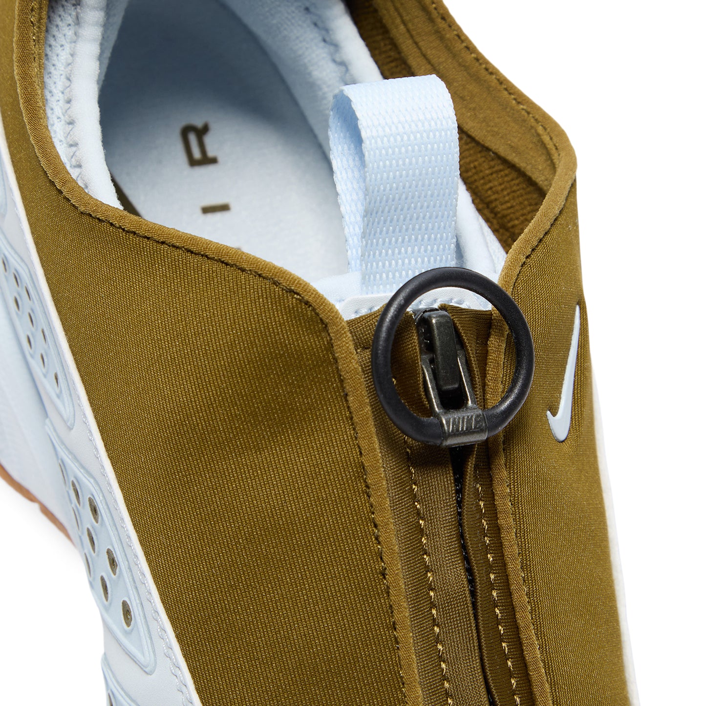 Nike Womens Air Max SNDR (Olive Flak/Blue Tint/Black/Gum Medium Brown)
