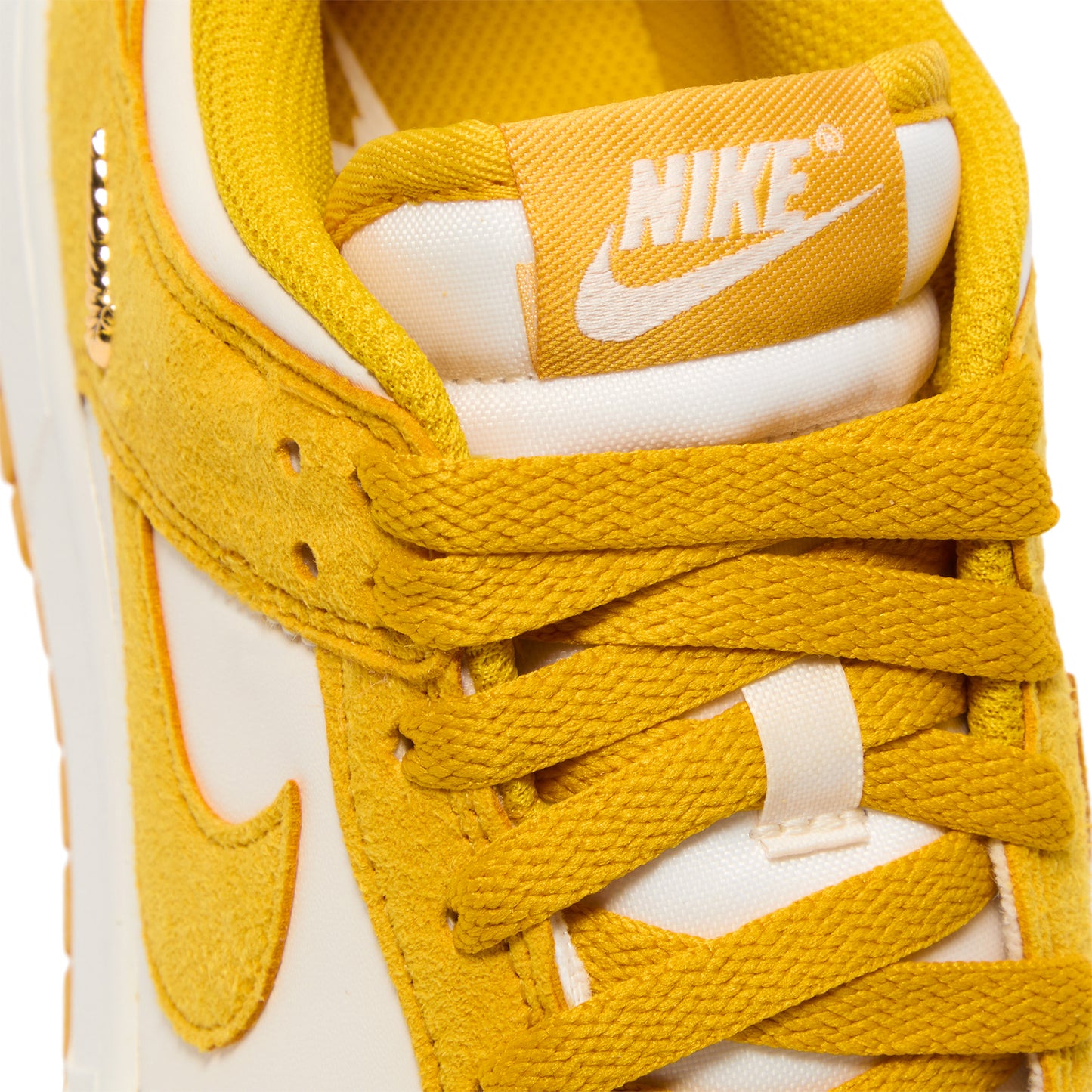 Nike Womens Dunk Low (Pale Ivory/Dark Sulfur/Sail)