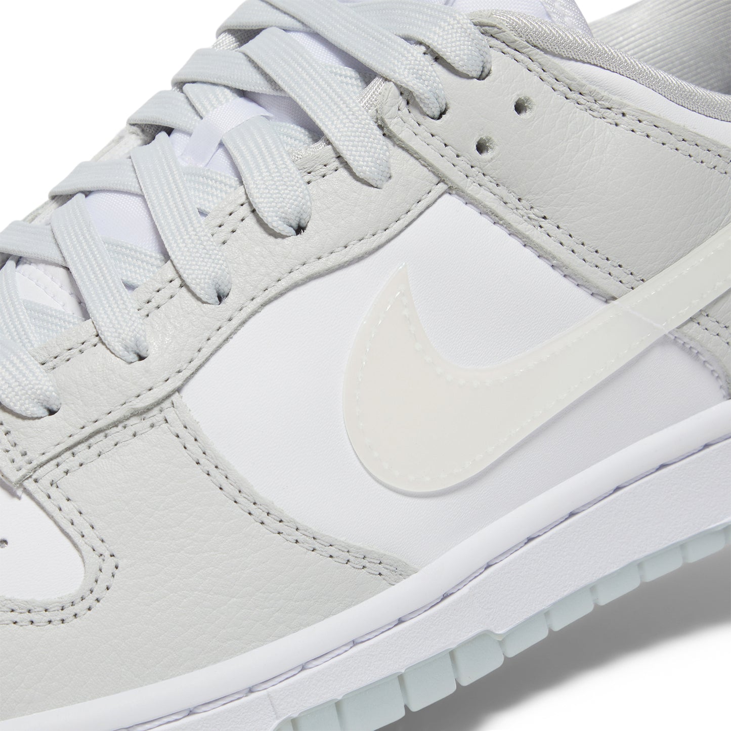 Nike Womens Dunk Low (Photon Dust/White/Blue Ice)