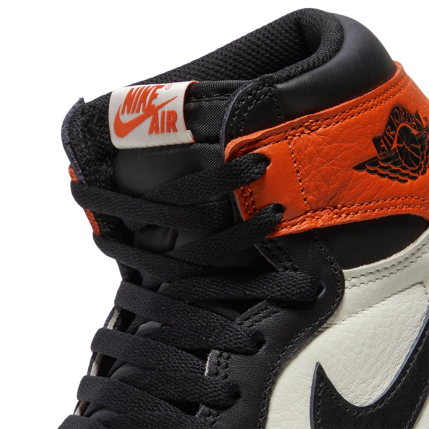 Nike Air Jordan 1 Retro High OG (Black/Sail/Starfish)