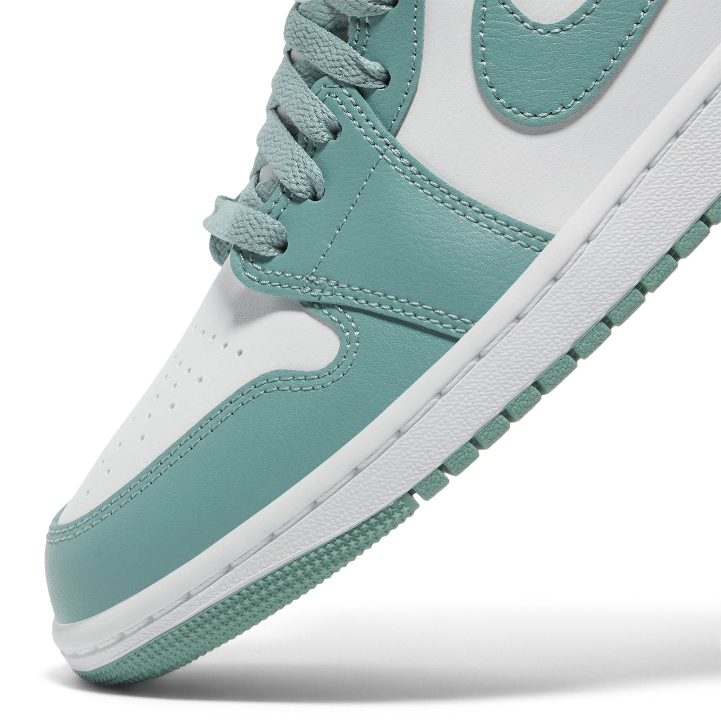 Nike Womens Air Jordan 1 Mid (White/Cannon)
