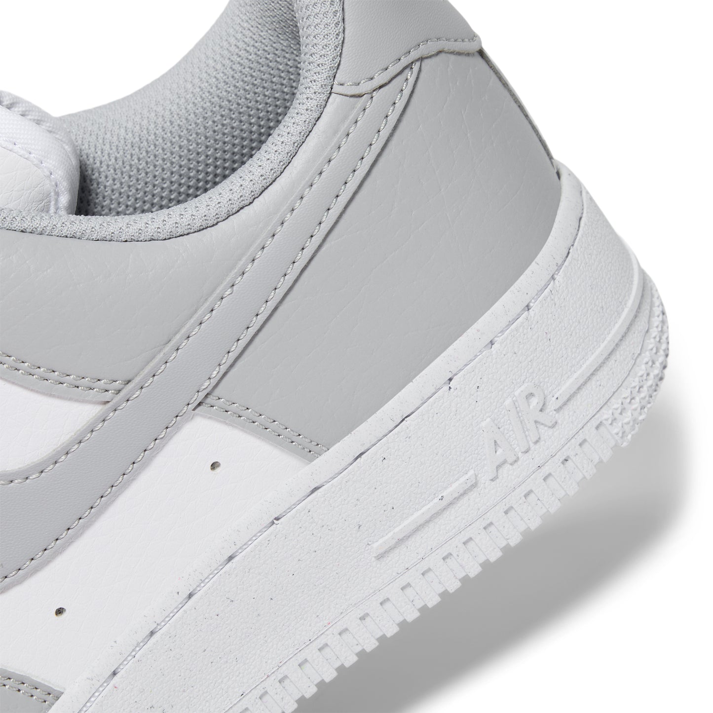 Nike Womens Air Force 1 '07 Next Nature (White/Wolf Grey/Metallic Silver)
