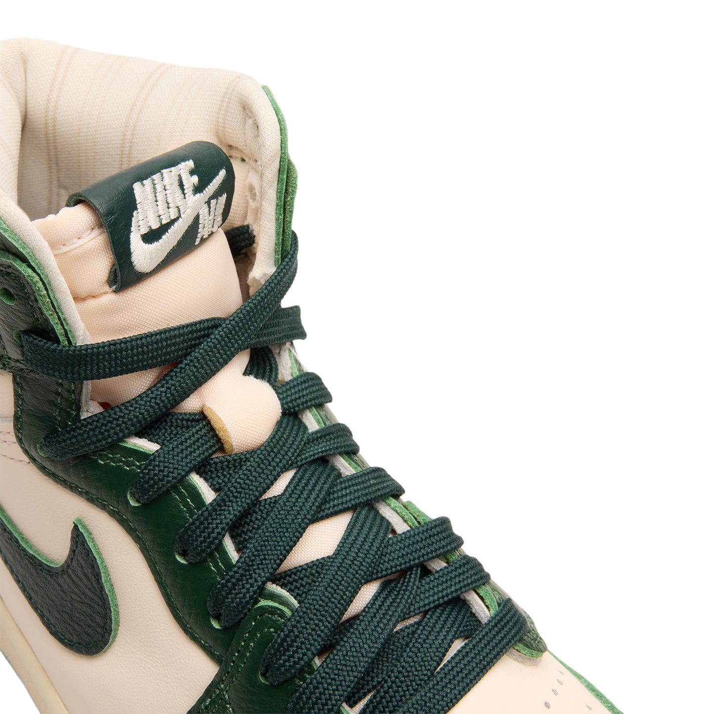 Nike Womens Air Jordan 1 Retro High OG (Pale Ivory/Pro Green/Coconut Milk)