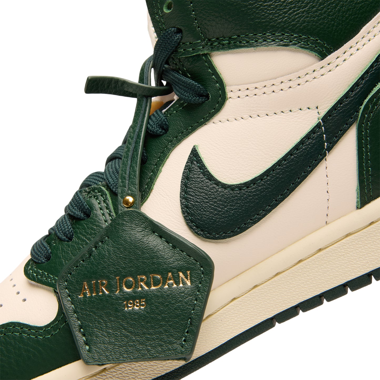 Nike Womens Air Jordan 1 Retro High OG (Pale Ivory/Pro Green/Coconut Milk)