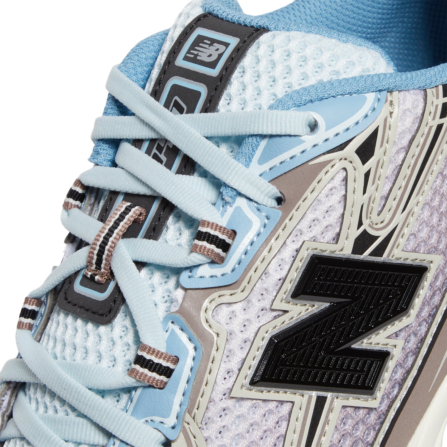 New Balance 740 (Sea Salt)