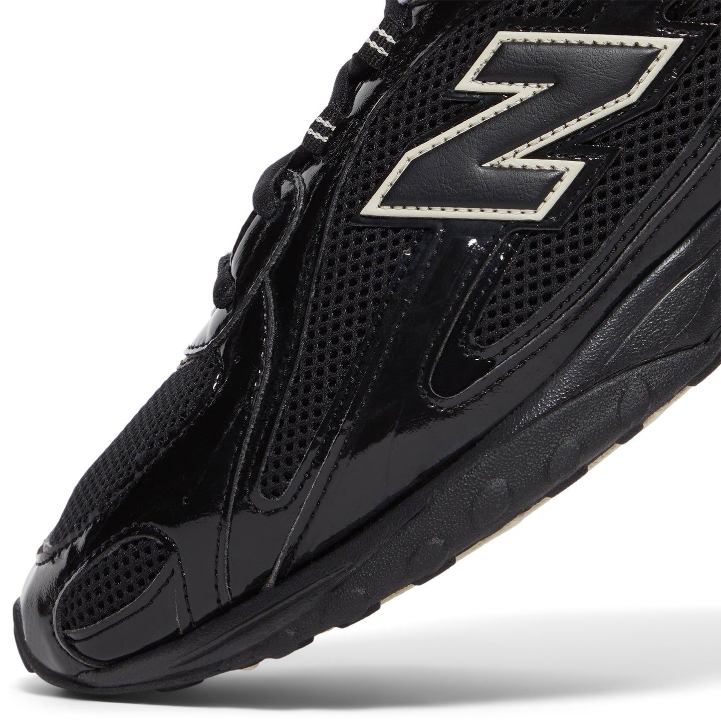 New Balance 204 (Black Timberwolf)