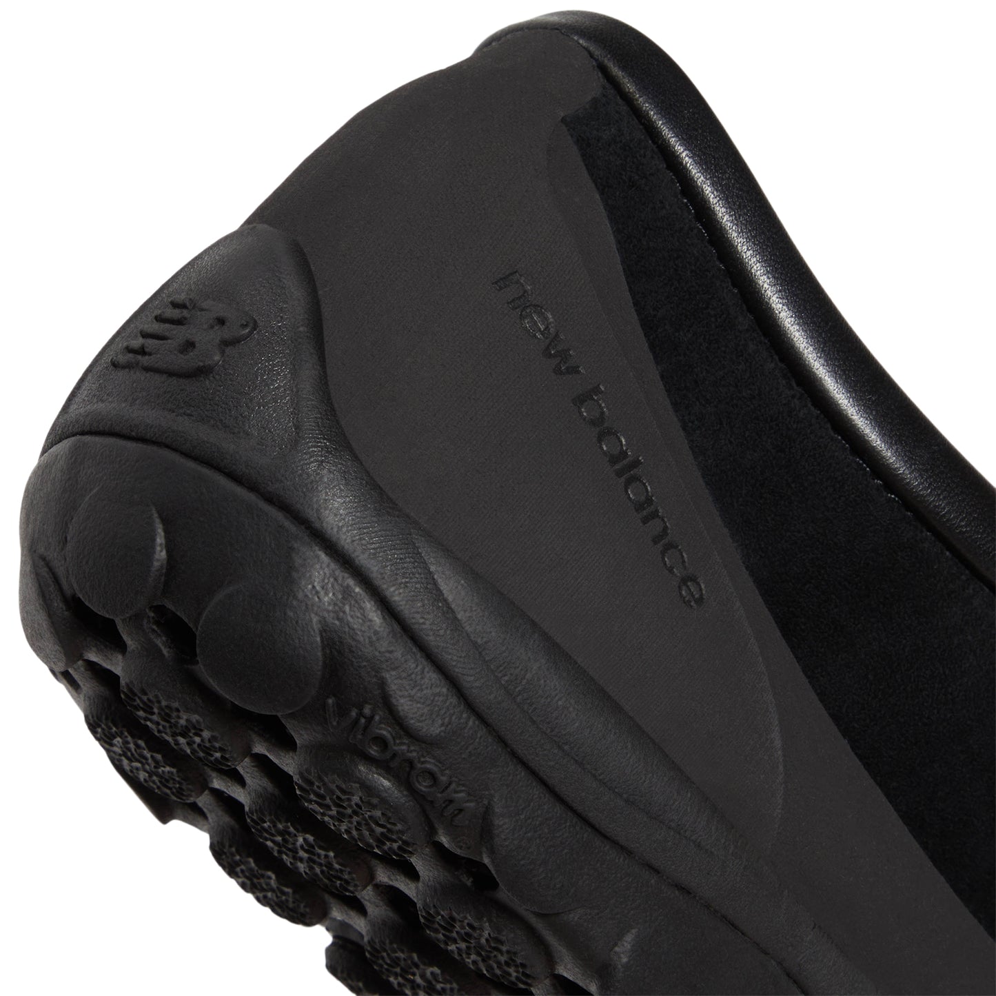 Tokyo Design Studio Minimus x New Balance MT10 (Black)