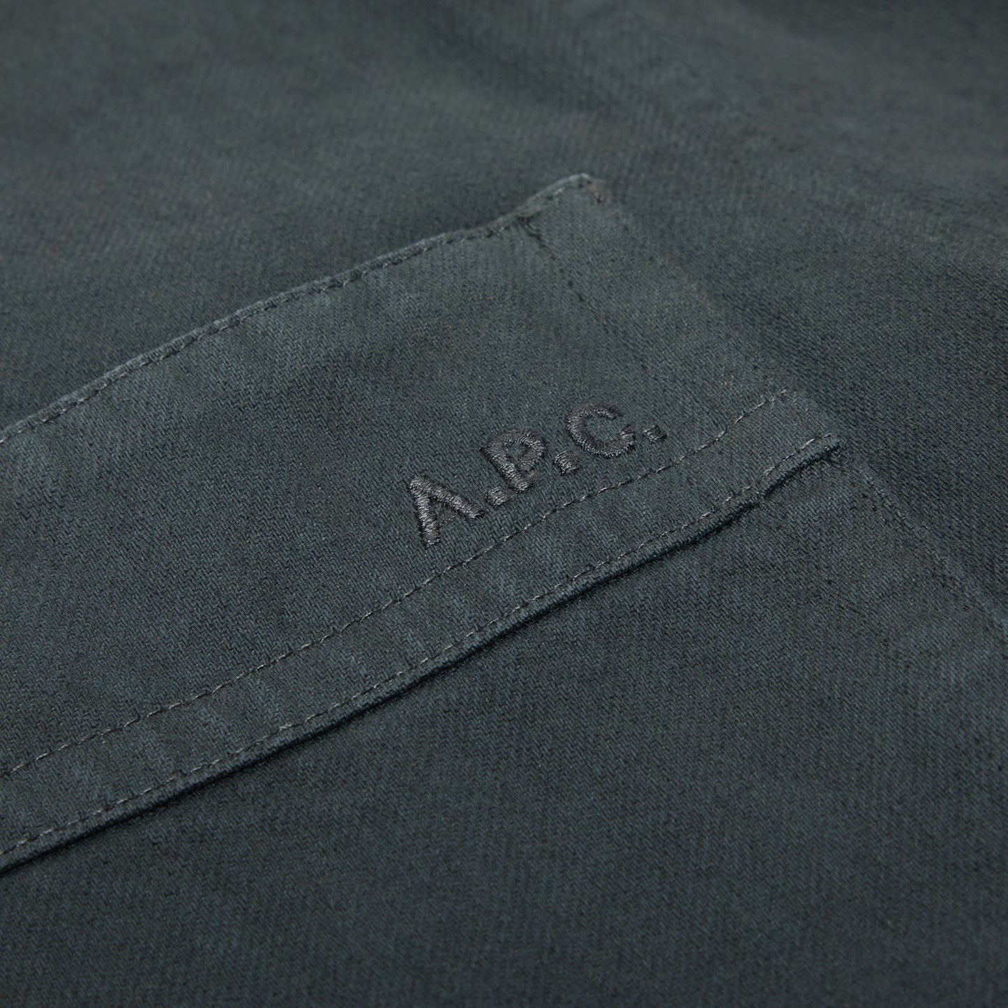 A.P.C. Basile Brodee Poitrine Overshirt (Anthracite)