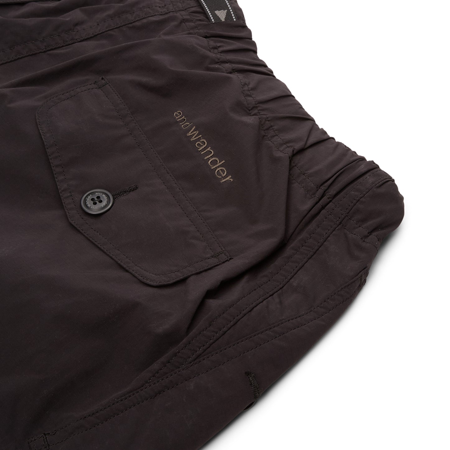 and wander 88 oversized cargo pants (Black)