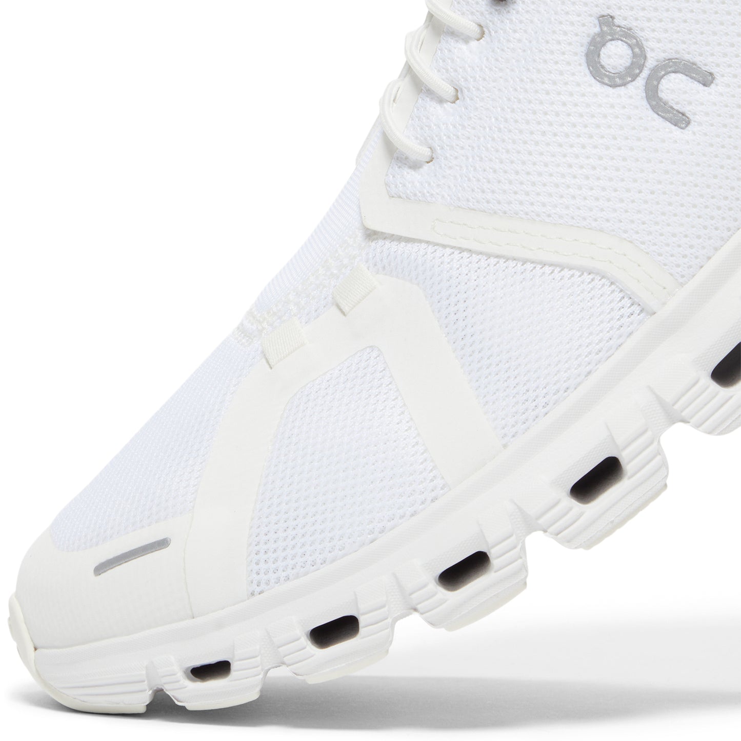 ON Womens Cloud 6 (White)