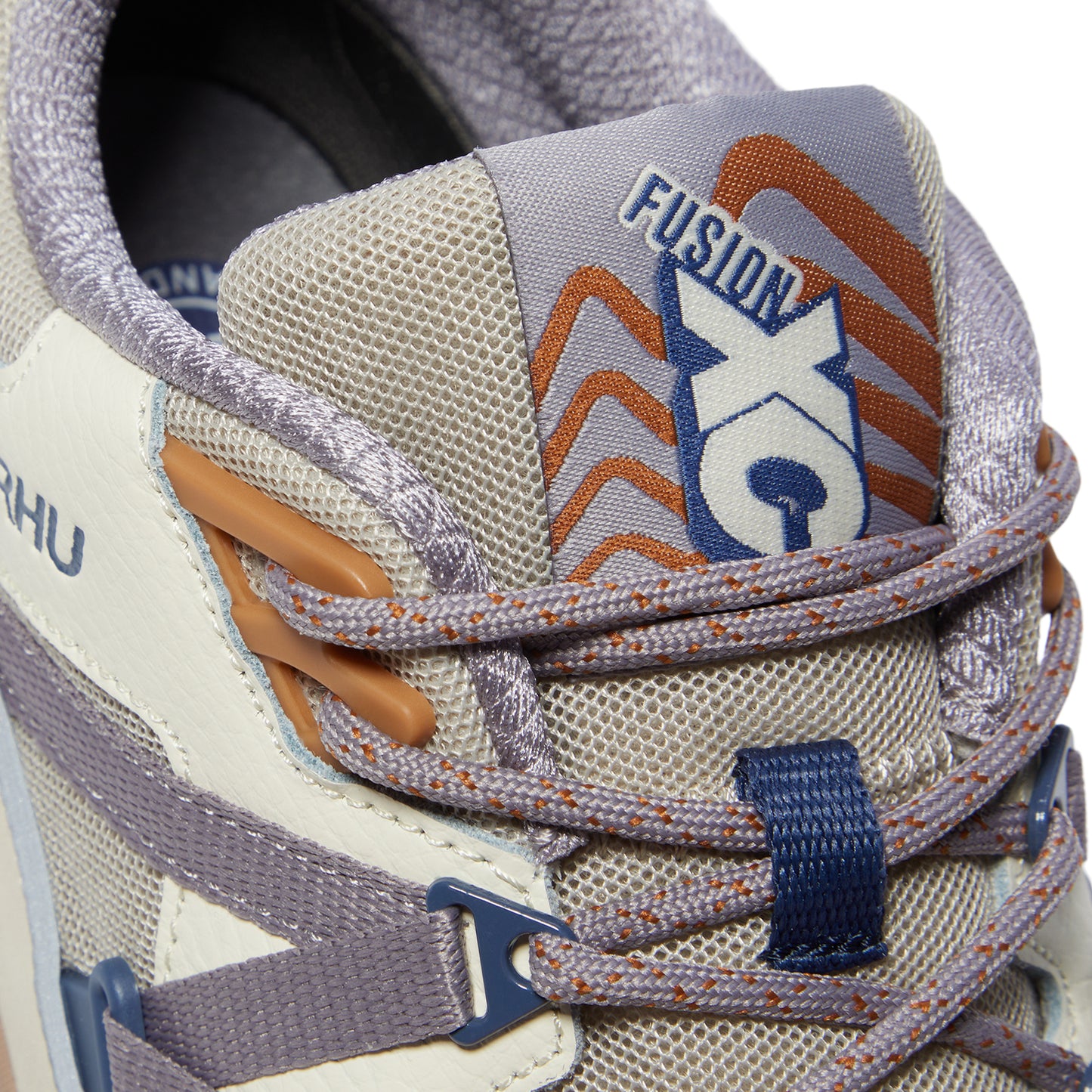 Karhu Fusion XC (Silver Lining/Gull)