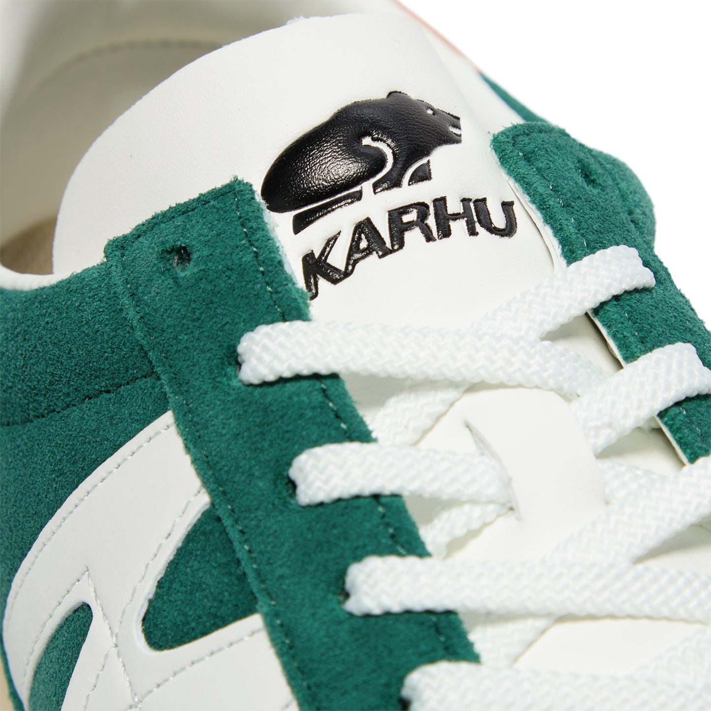 Karhu Mestari Posy (Green/White)