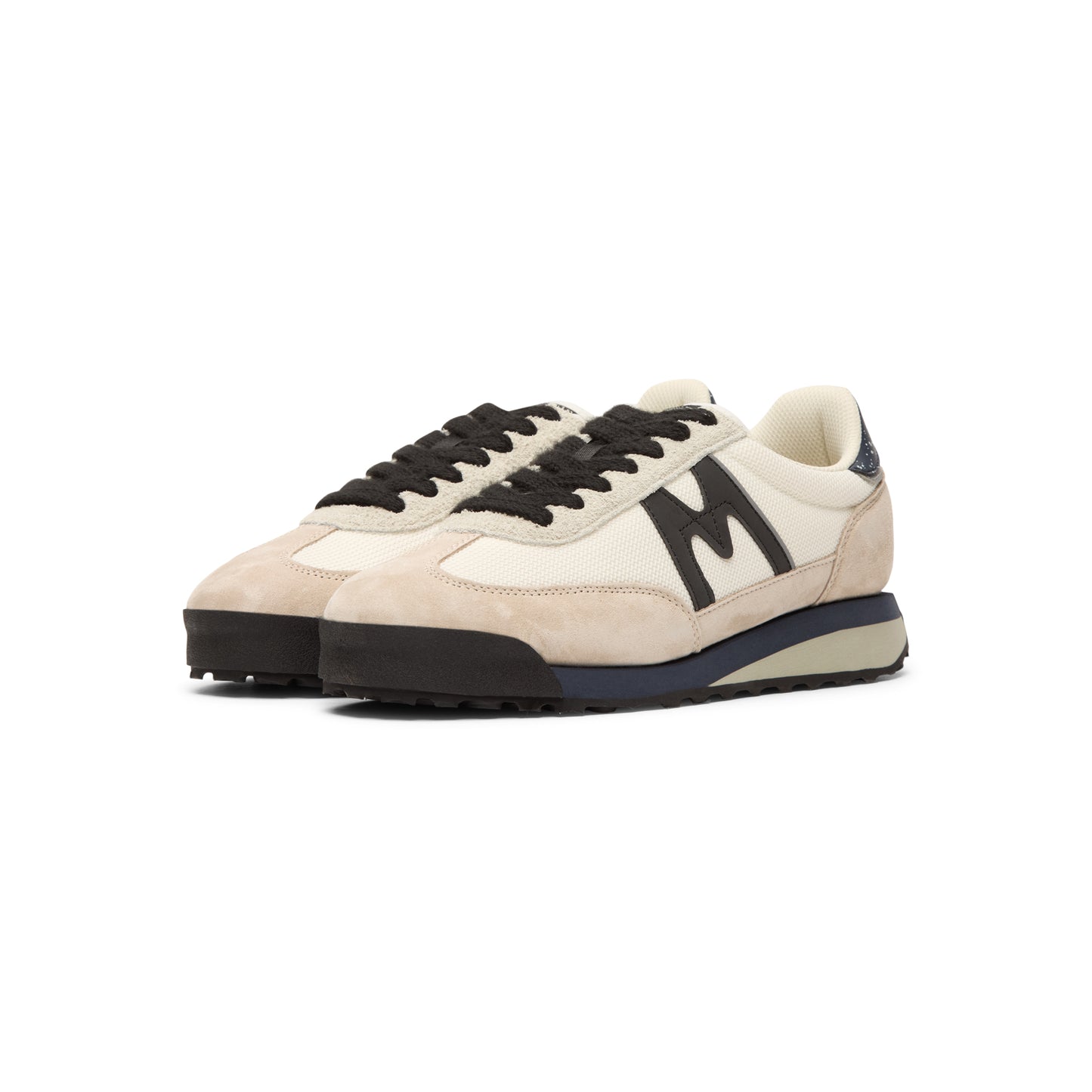 Karhu Mestari Control (Silver Lining/Jet Black)