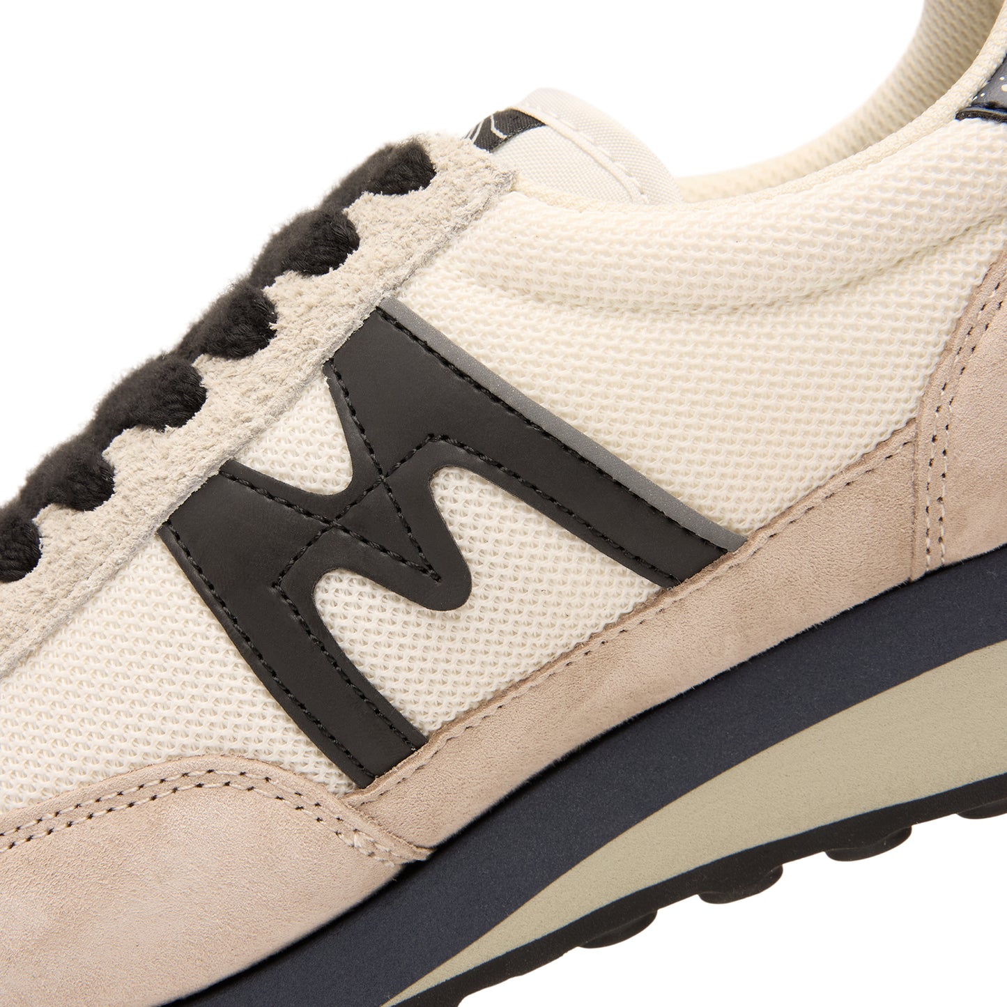 Karhu Mestari Control (Silver Lining/Jet Black)