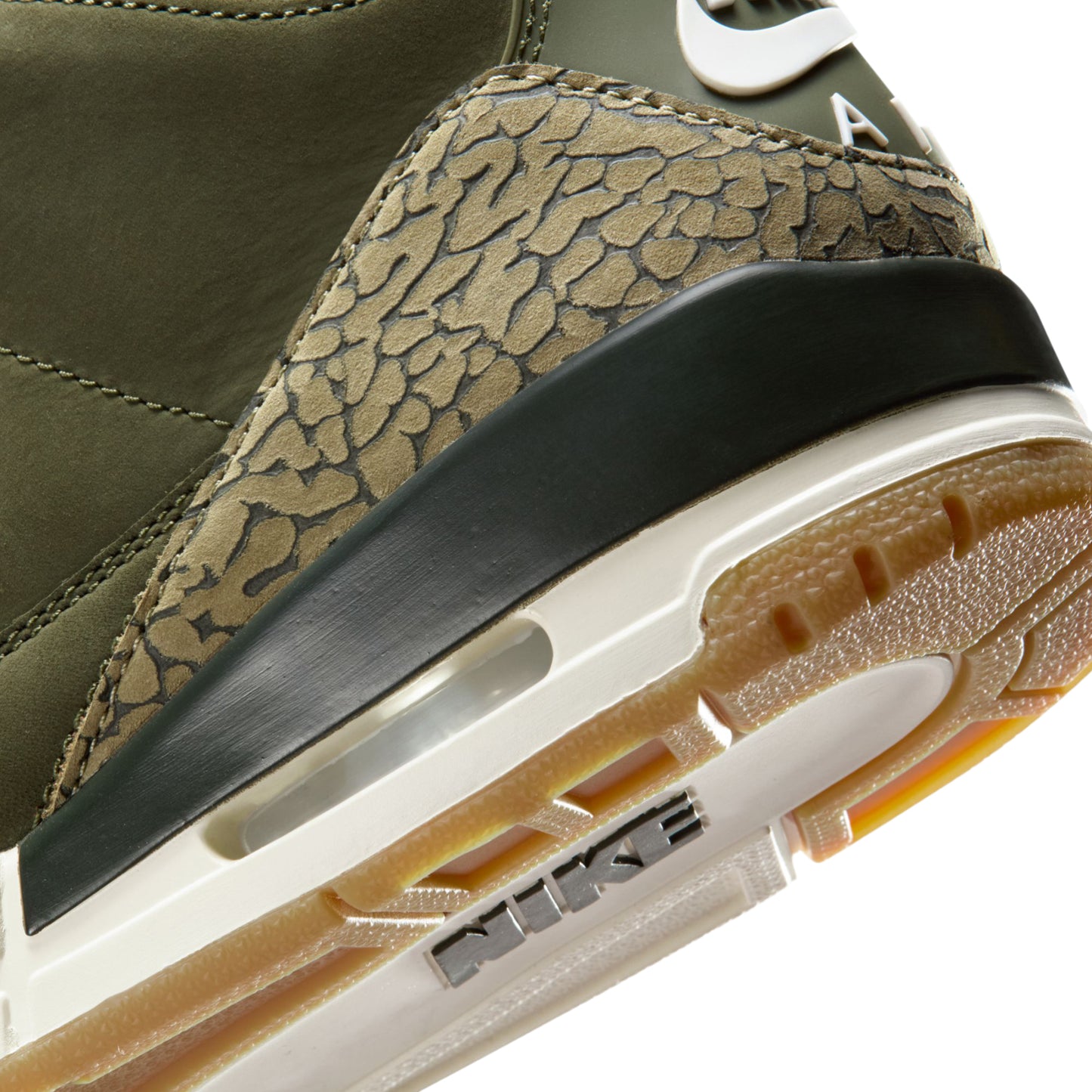 Air Jordan 3 Retro (Medium Olive/Sequoia/Neutral Olive/Sail)