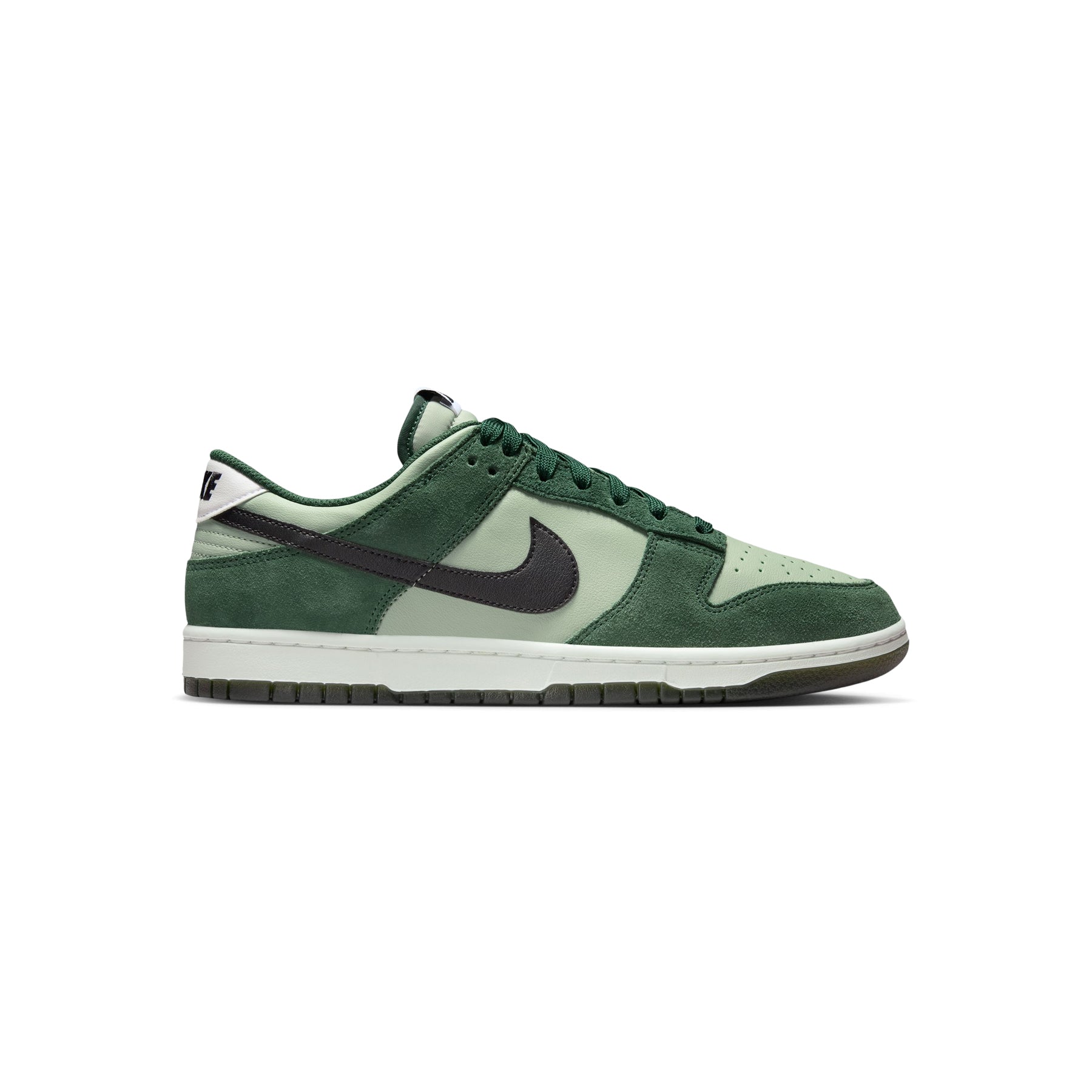 Nike Dunk Low Retro SE (Jade Horizon/Black-Fir-Summit White) – CNCPTS