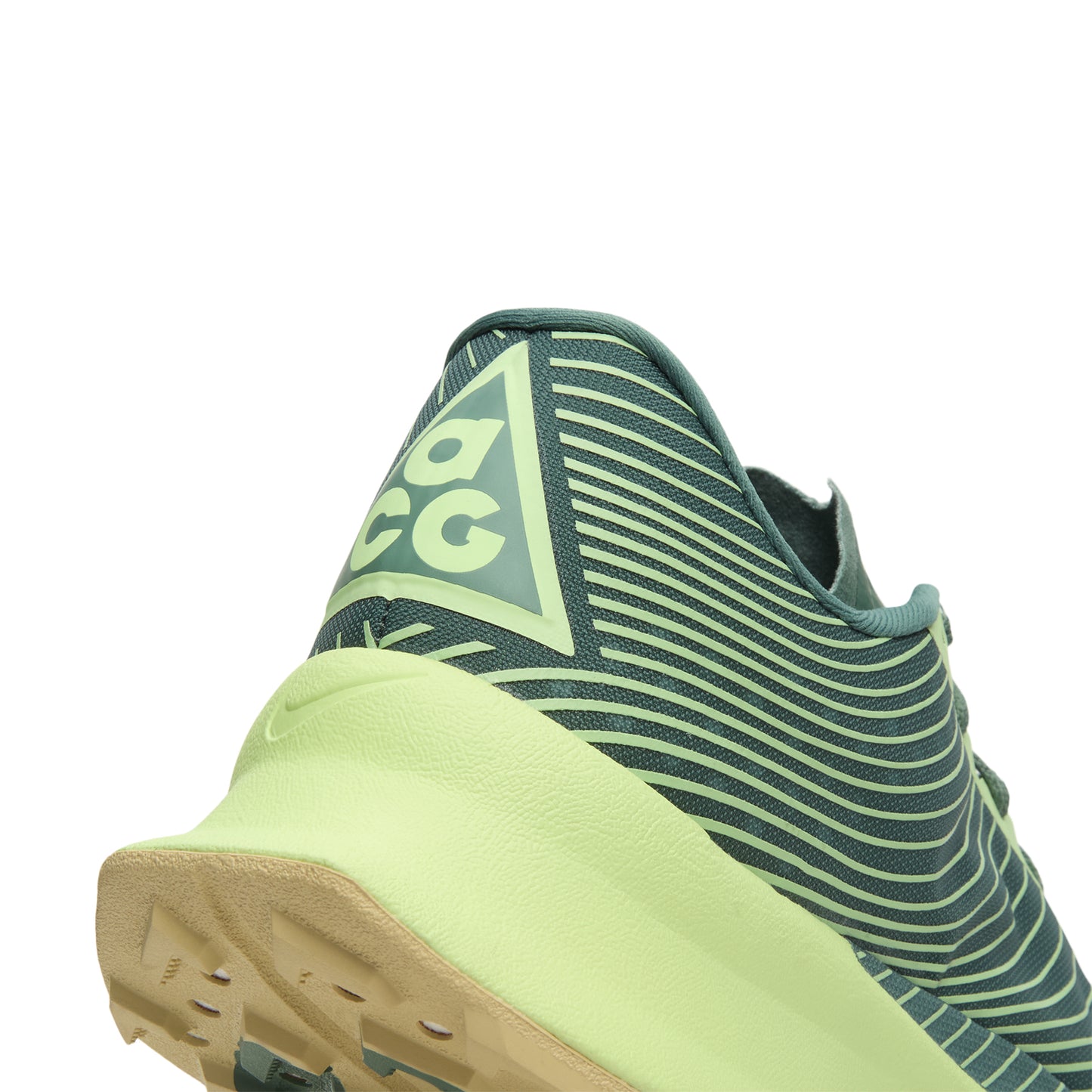 Nike ACG Ultrafly Trail ( Dutch Green/Barely Volt-Vegas Gold)
