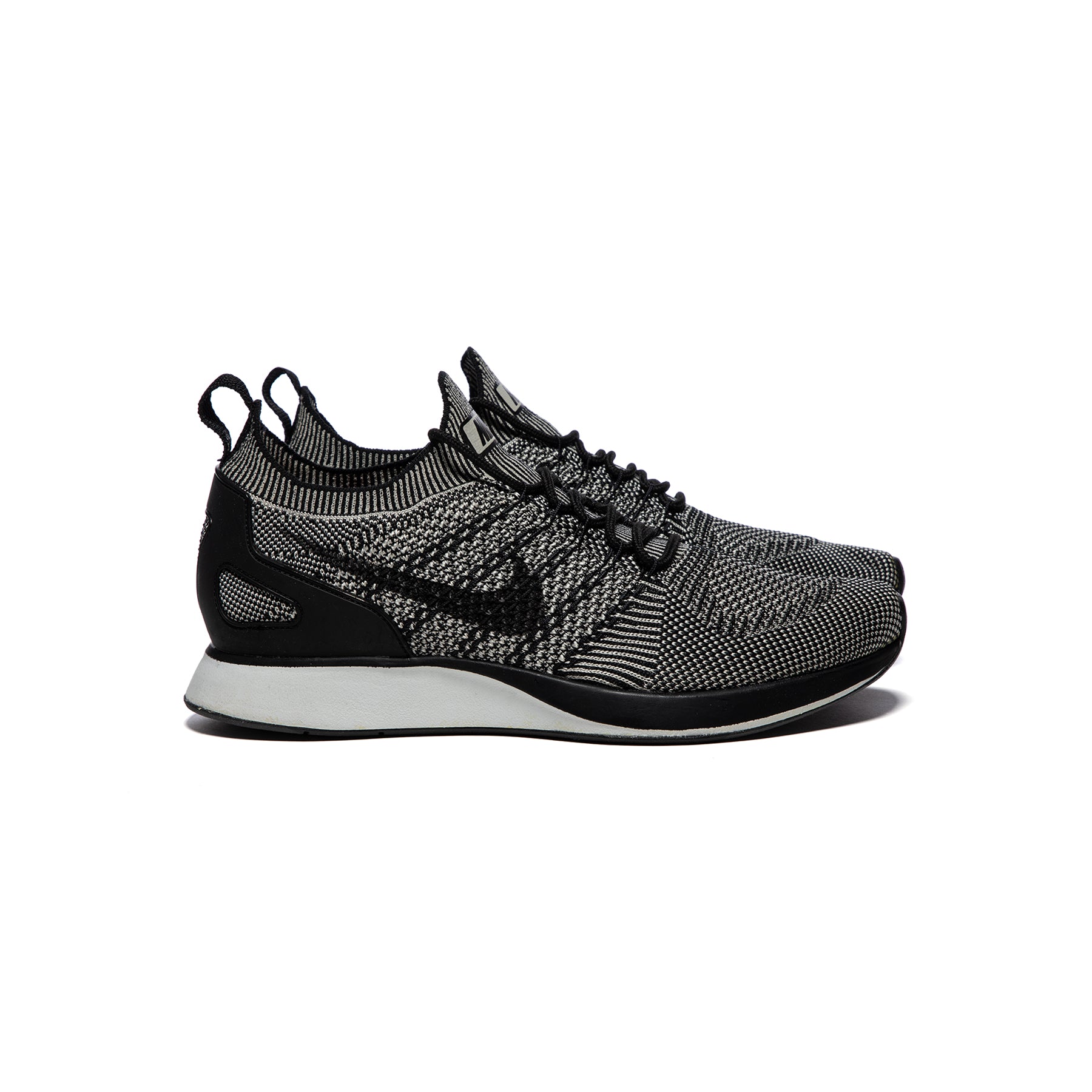 Nike mariah flyknit racer oreo Clearance