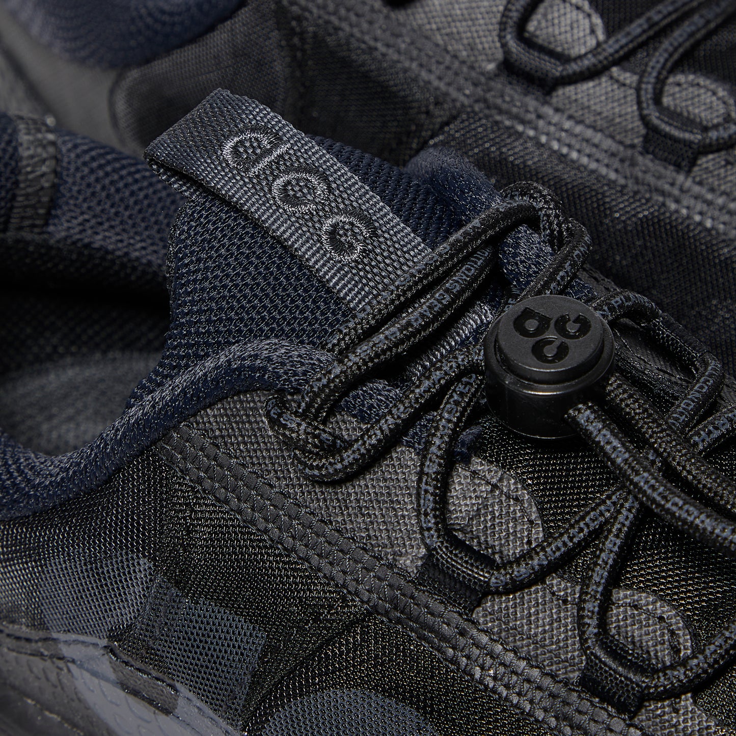Nike ACG Mountain Fly 2 Low (Black/Anthracite)