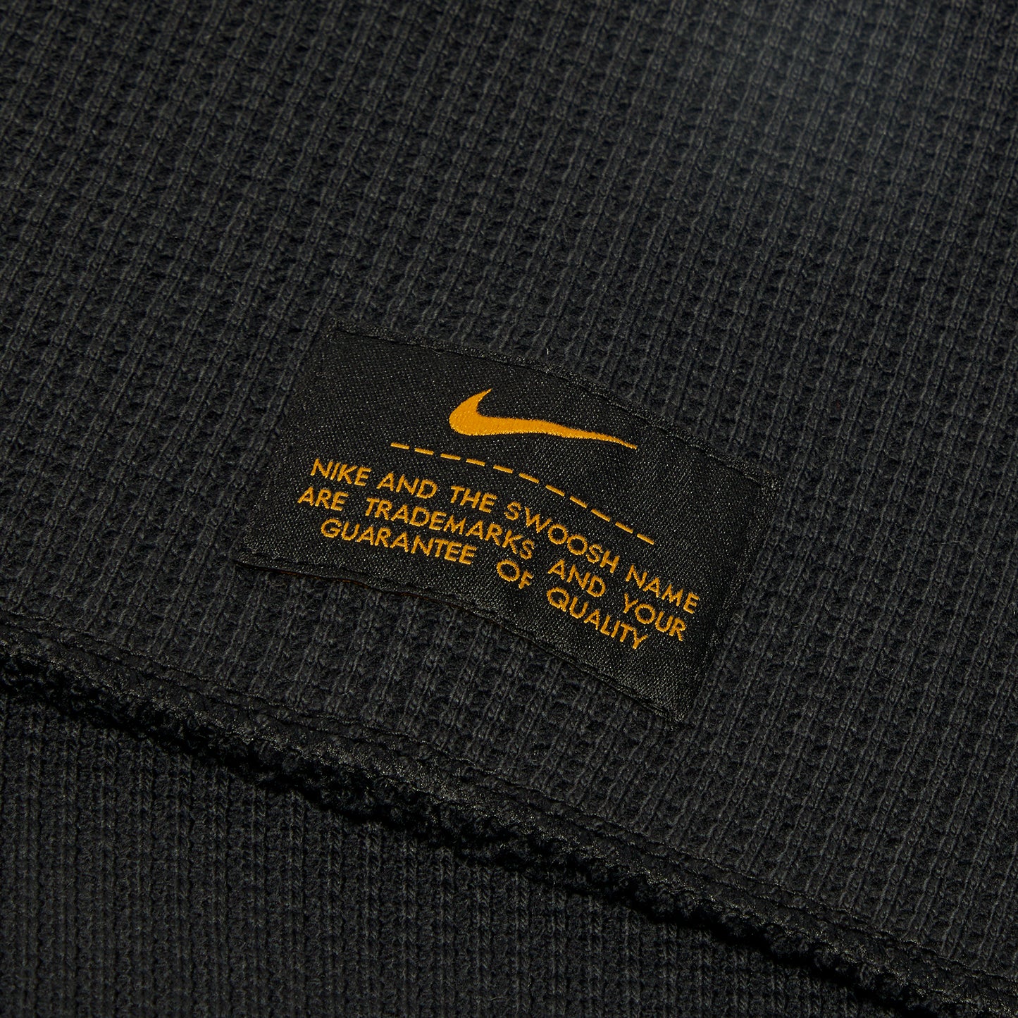 Nike Life Long Sleeve Thermal (Black)