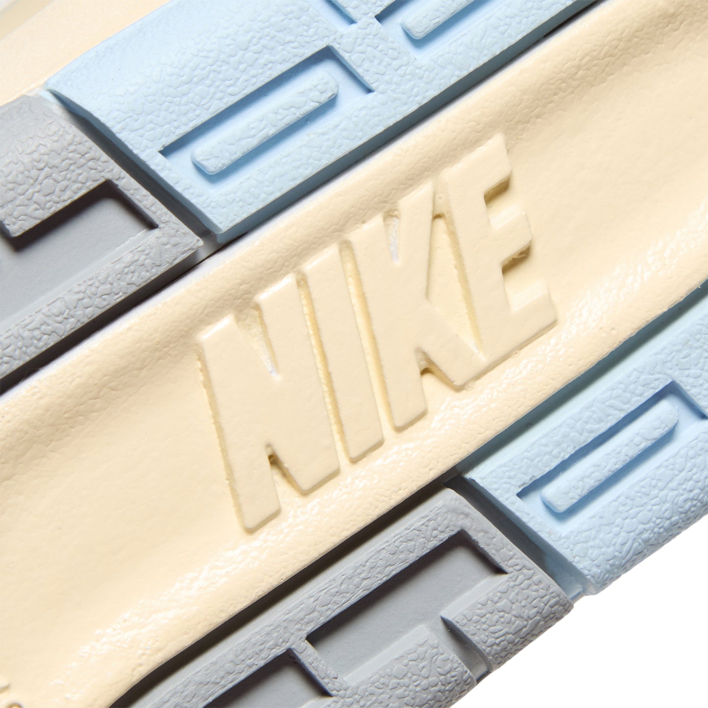 Nike Womens Air Jordan 2 Retro Low (Summit White/Ice Blue)