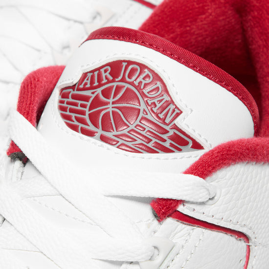 Nike Jordan 2/3 (White/Varsity Red/Sail)