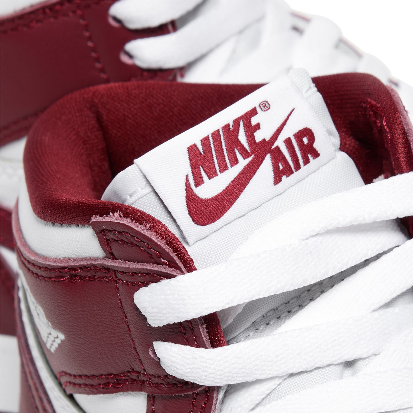 Nike Kids Air Jordan 1 Retro High OG (White/Team Red)