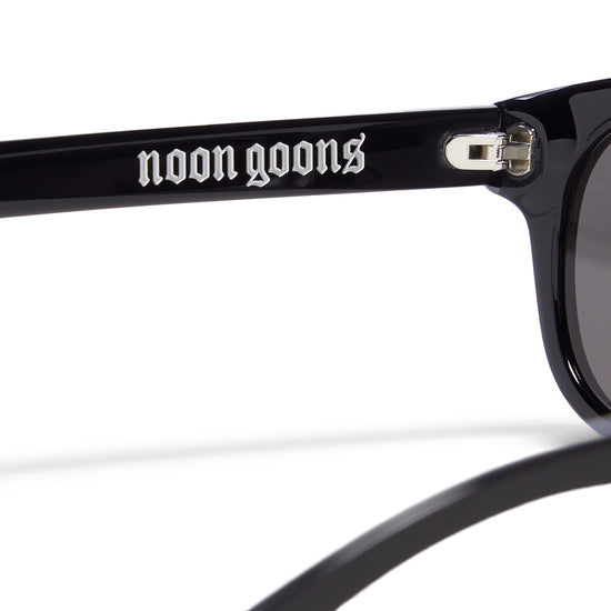 Noon Goons Unibase Eyewear (Black)