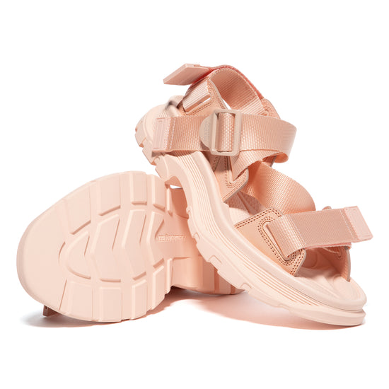 Alexander McQueen Womens Tread Sandal (Shell)