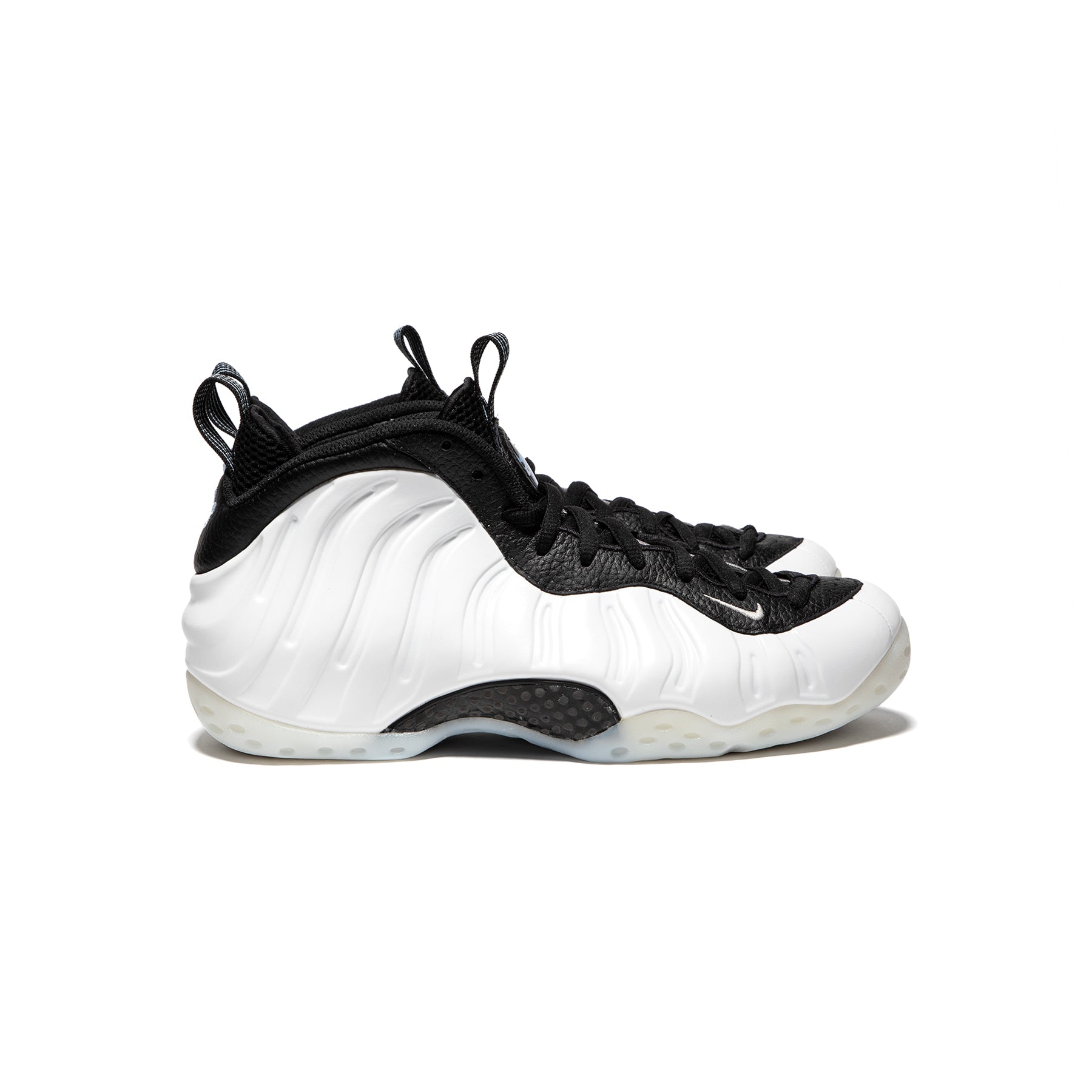 Nike Air Foamposite One White and Black20231211まで