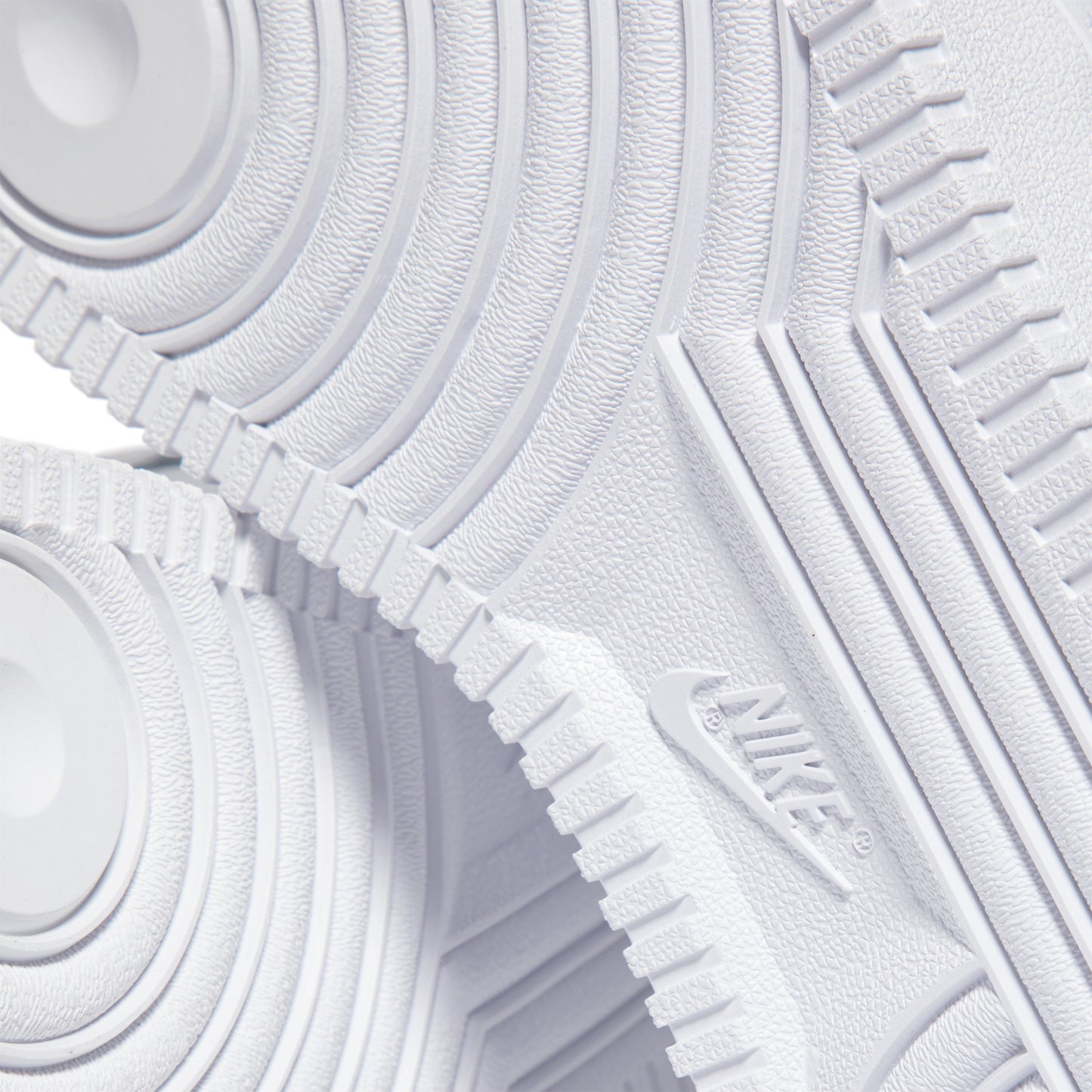 Nike Womens Air Force 1 '07 (White)