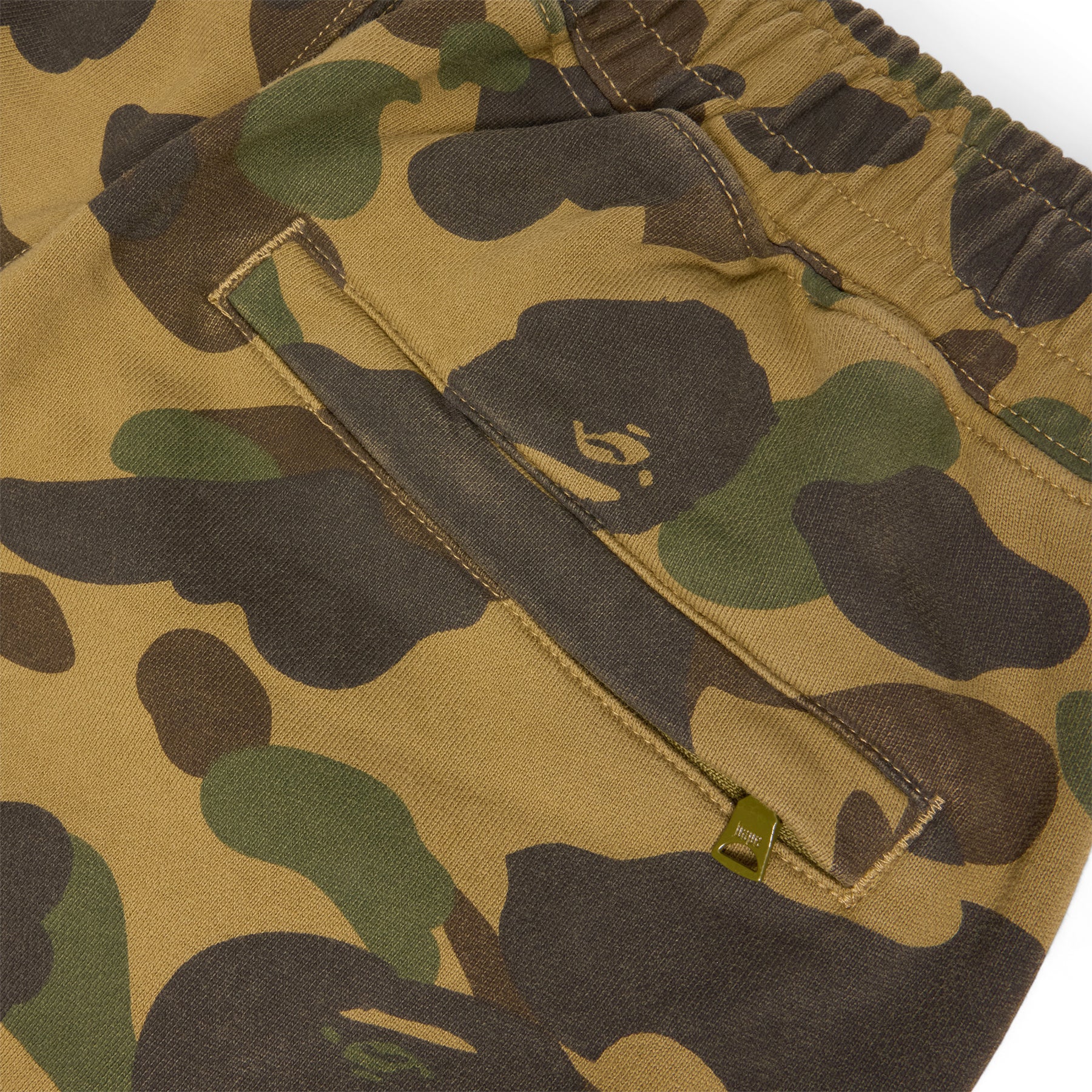A Bathing Ape 1ST Camo One Point Relaxed Fit Sweat Pants (Green)