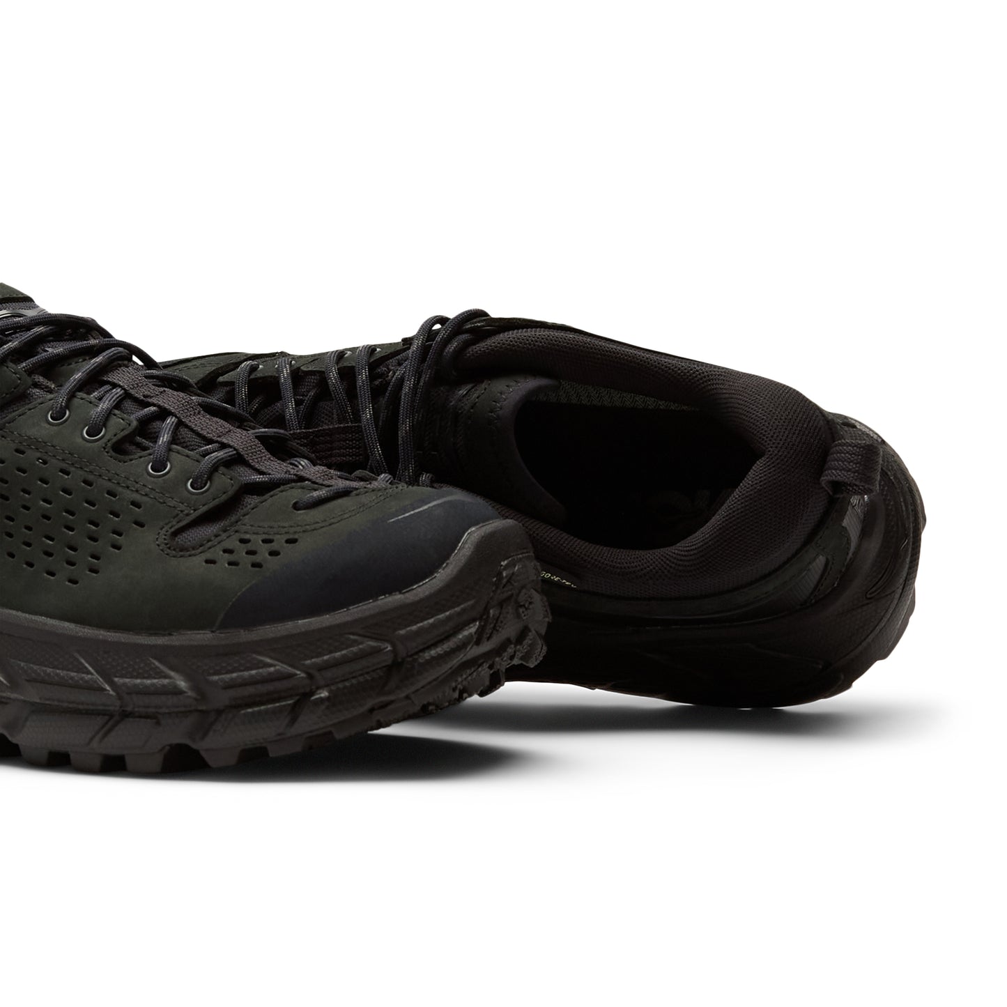 HOKA U Tor Ultra Lo (Black / Black)