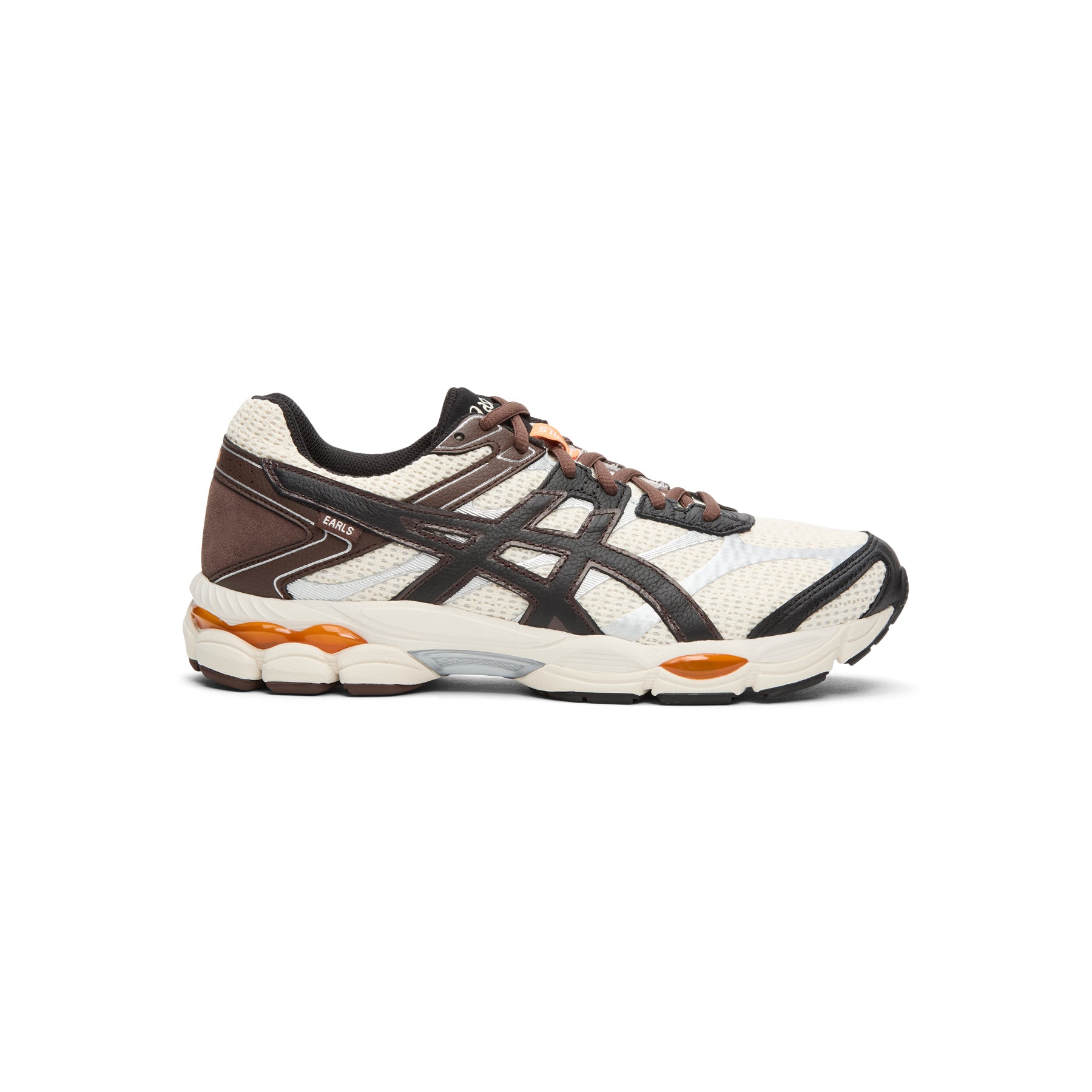 Asics Gel-Cumulus 16 (Coconut Milk/Black)
