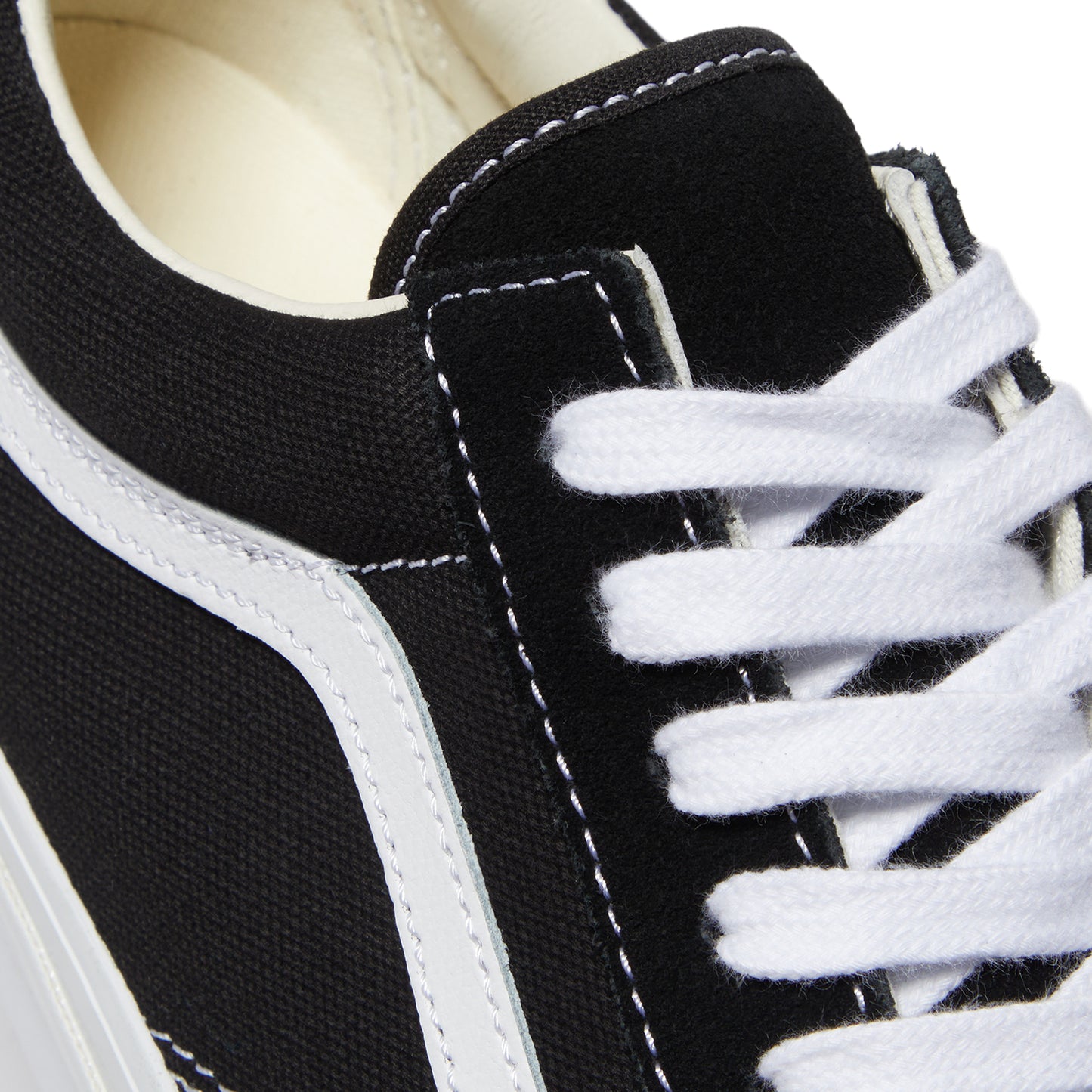 Vans Old Skool LX (Black/White)