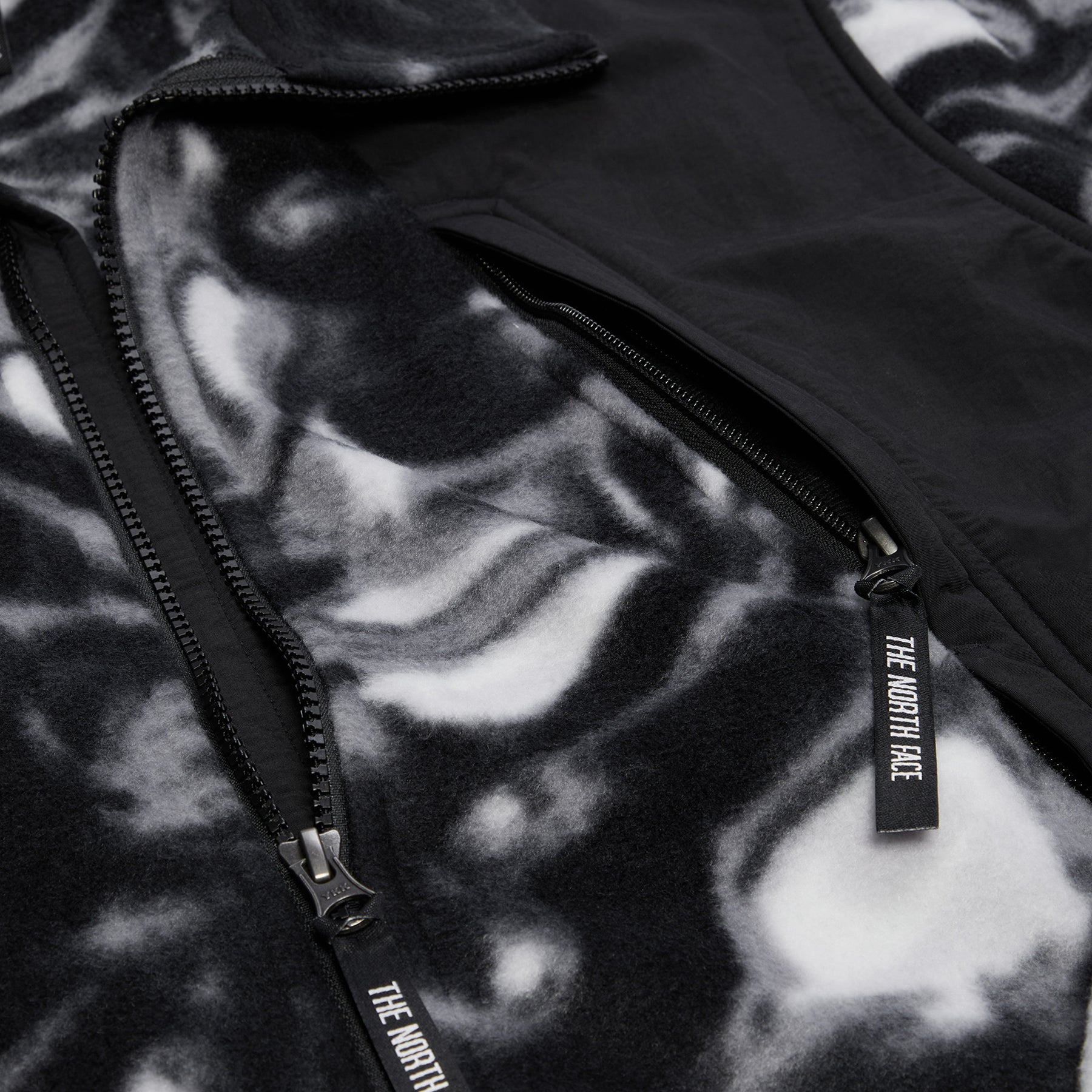 The North Face 2000 Polar Sun Fleece Jacket (TNF Black Liquid Print/TNF Black)